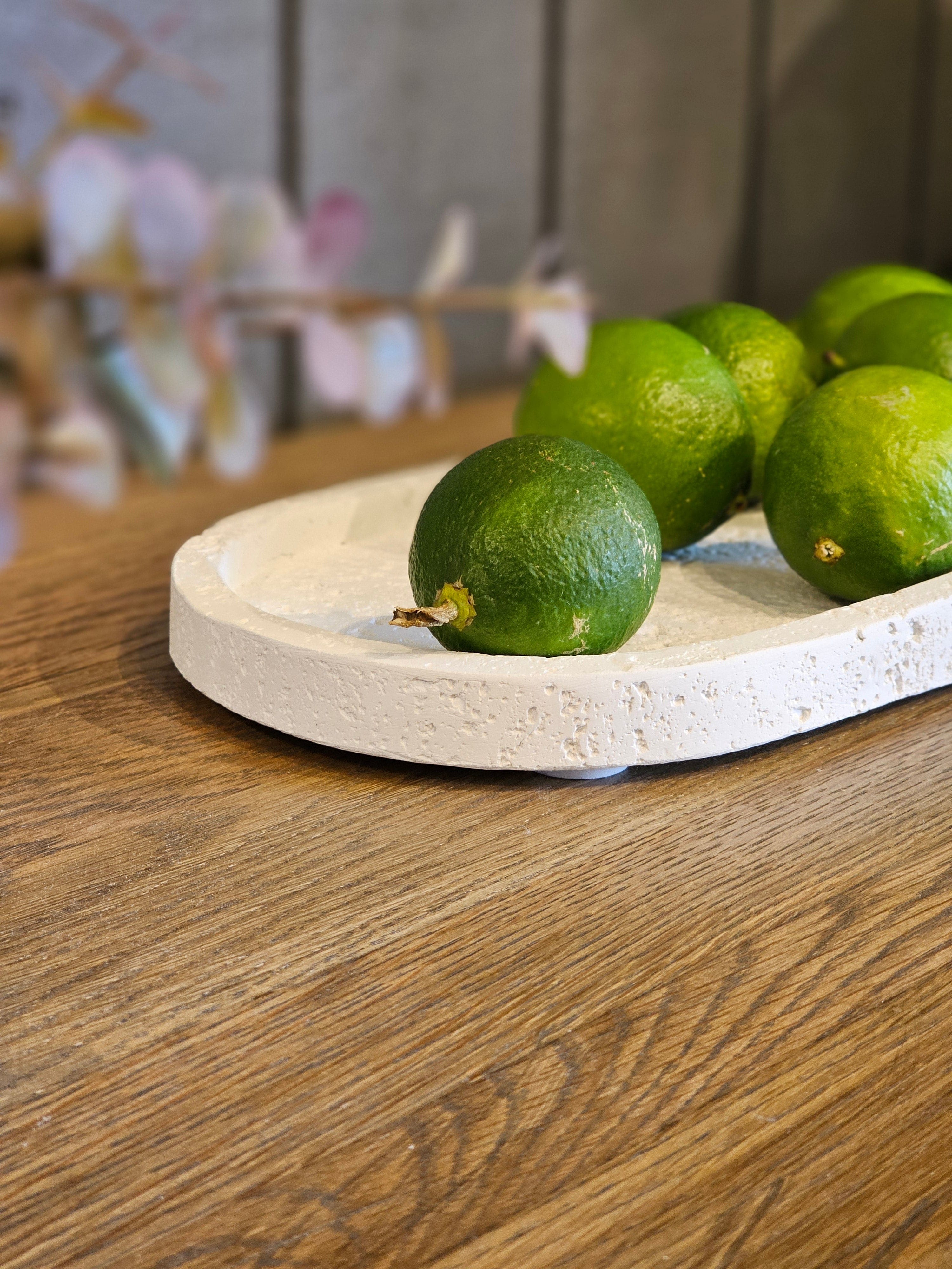 Haven & Space Berry ACCESSORIES 45x12cm Vamos Cement Oval Tray