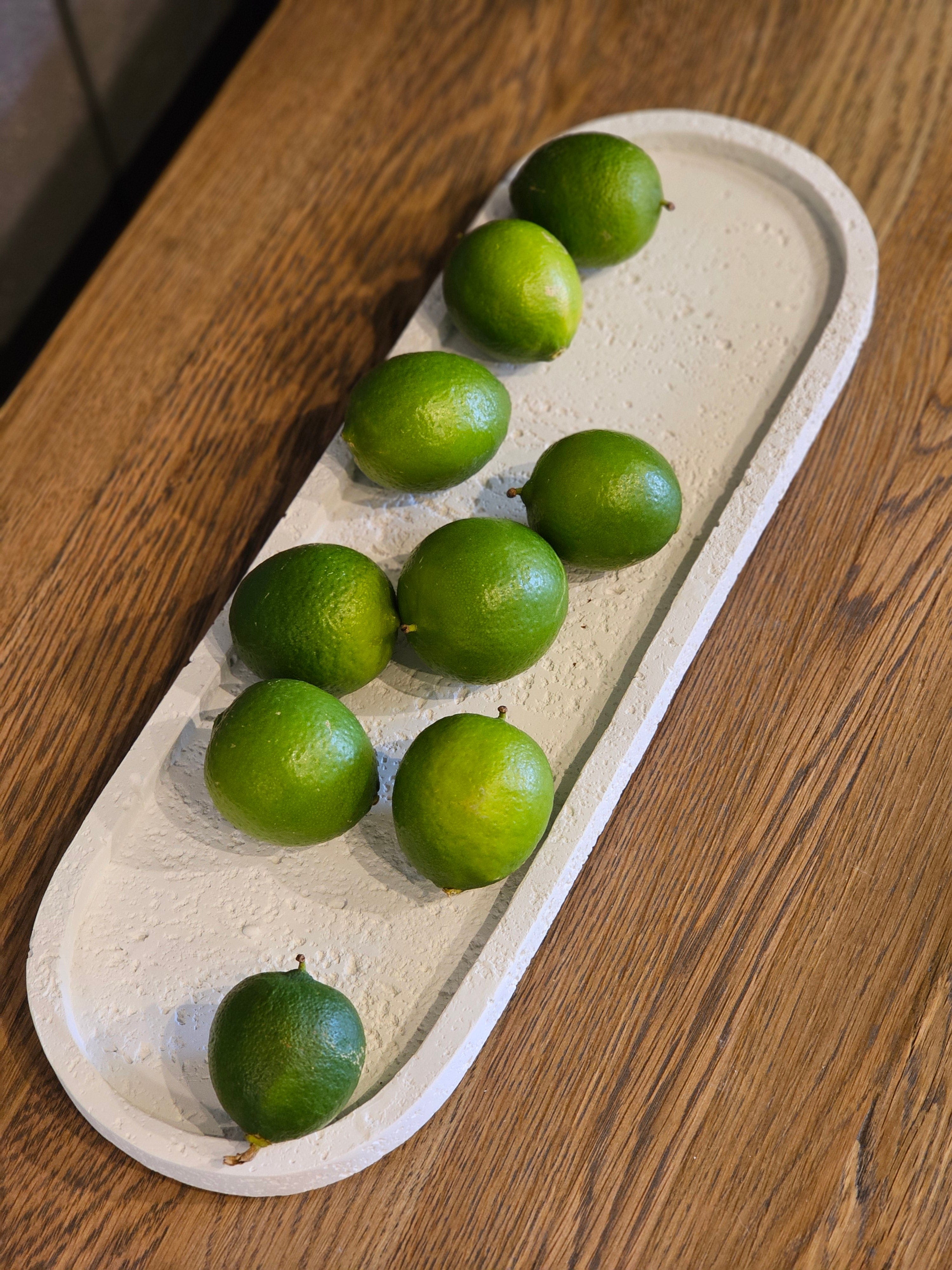 Haven & Space Berry ACCESSORIES 45x12cm Vamos Cement Oval Tray