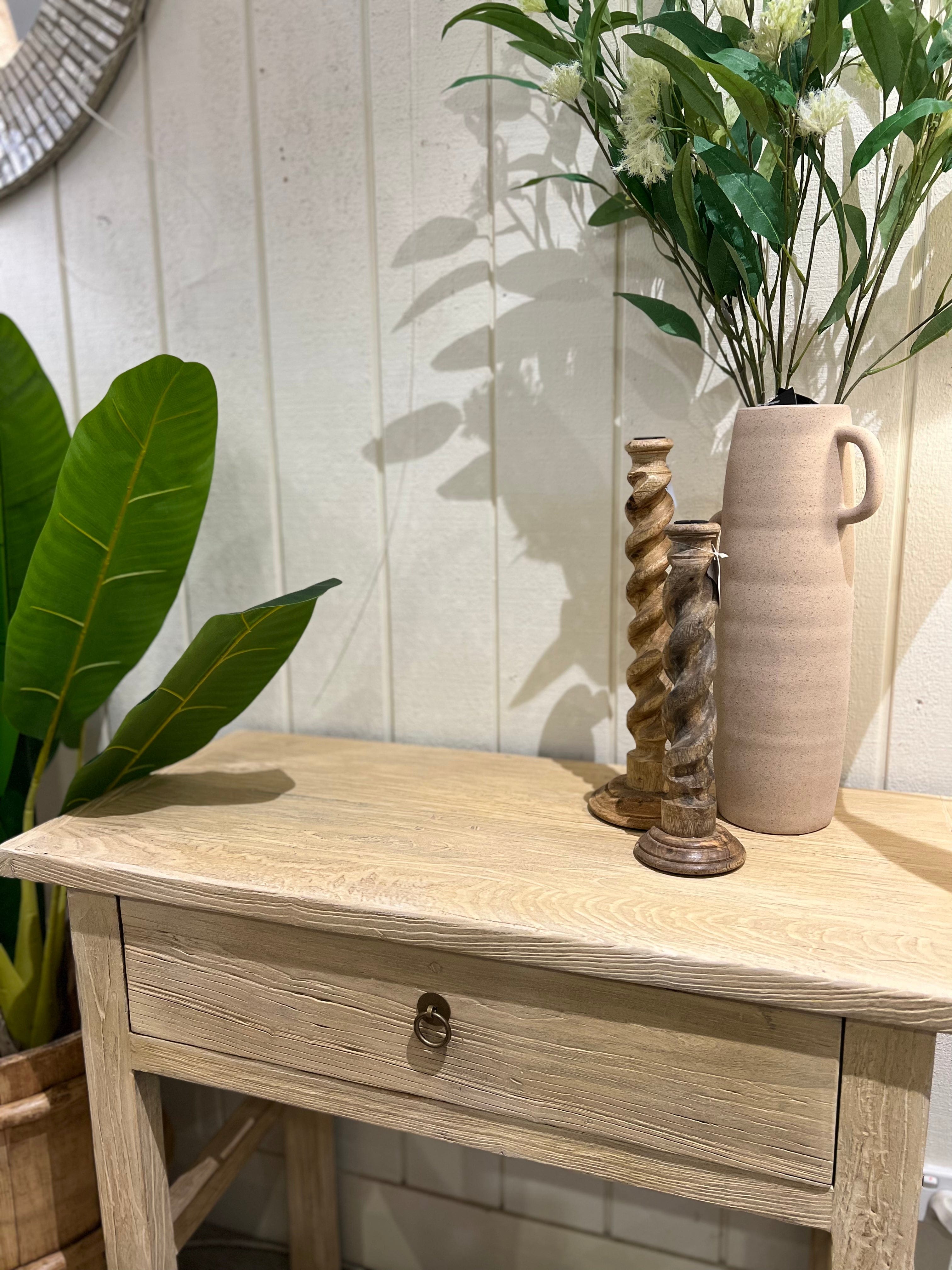 Haven & Space Berry Alba Console