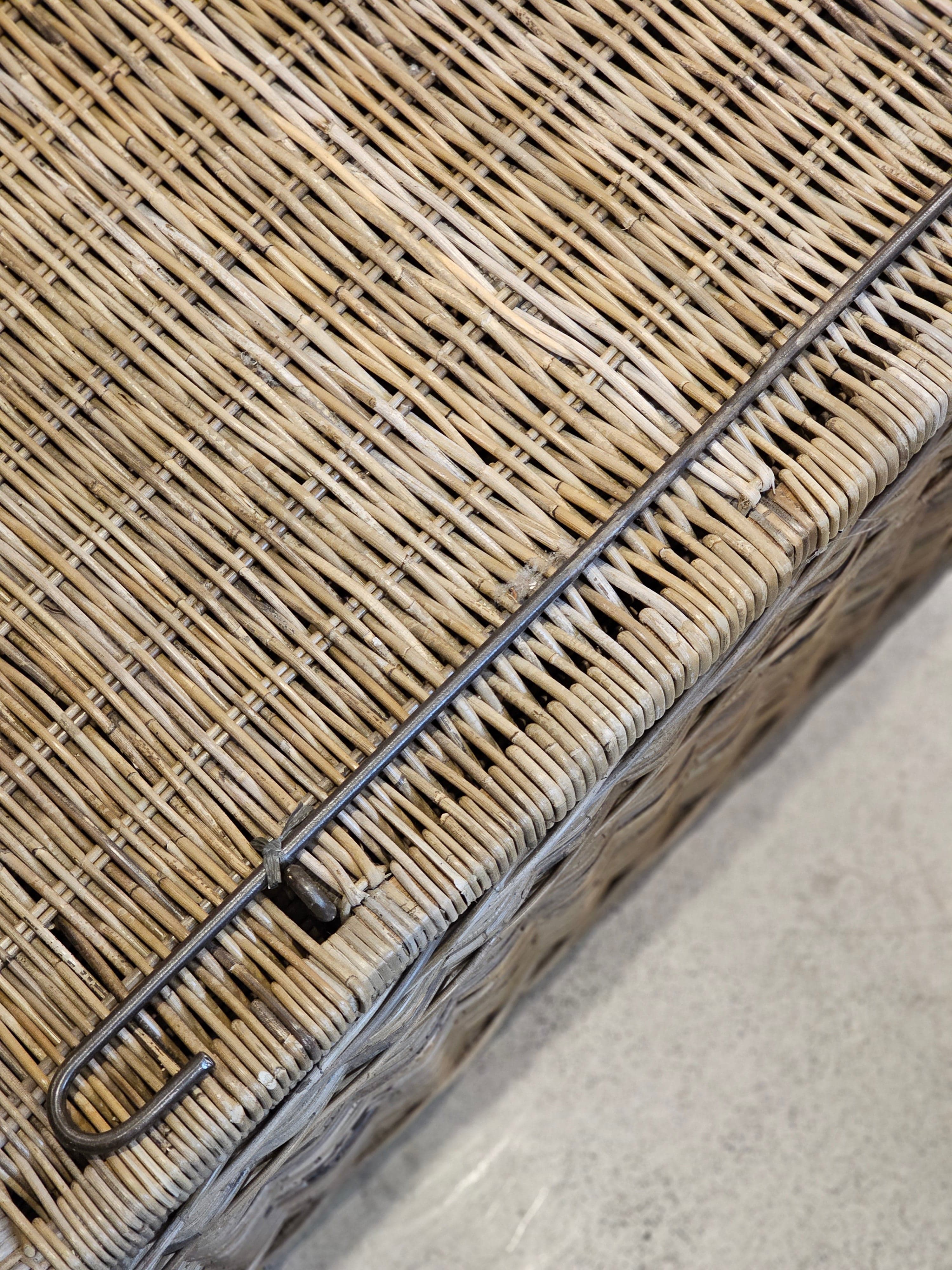 Haven & Space Berry BASKETWARE 110X70X45CMH / Kubu Muse Rattan Trunk