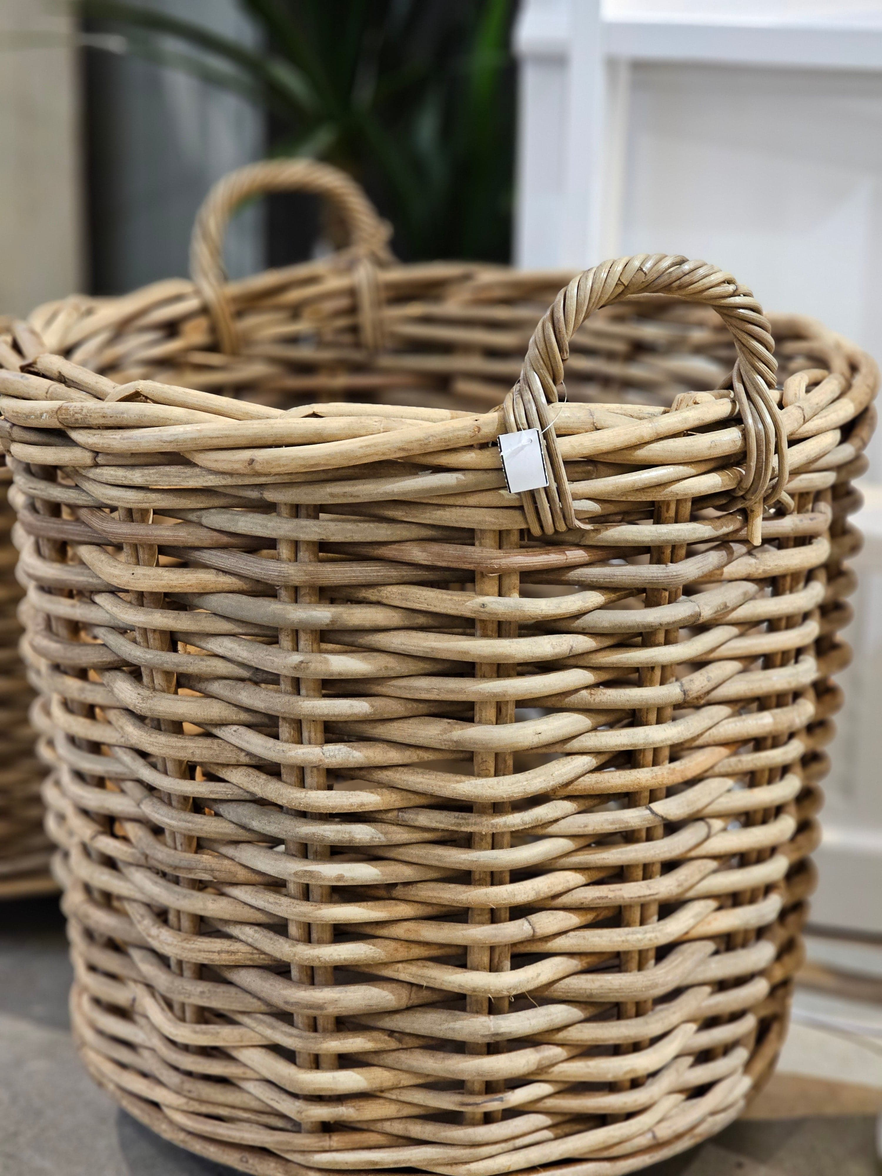 Haven & Space Berry BASKETWARE Yarra Kubu Wheelie Basket