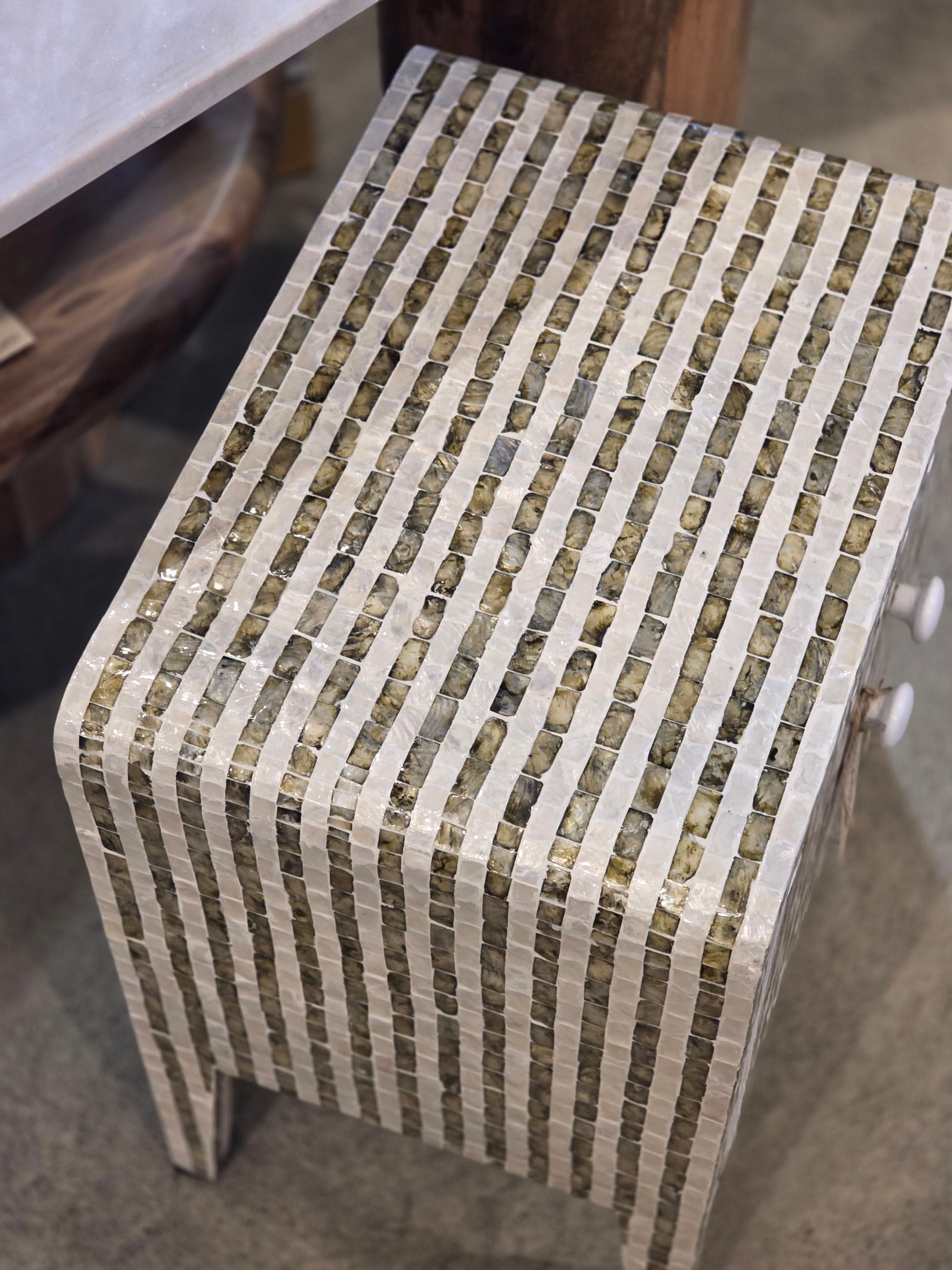 Haven & Space Berry BEDSIDE TABLE Salemo Inlay Bedside