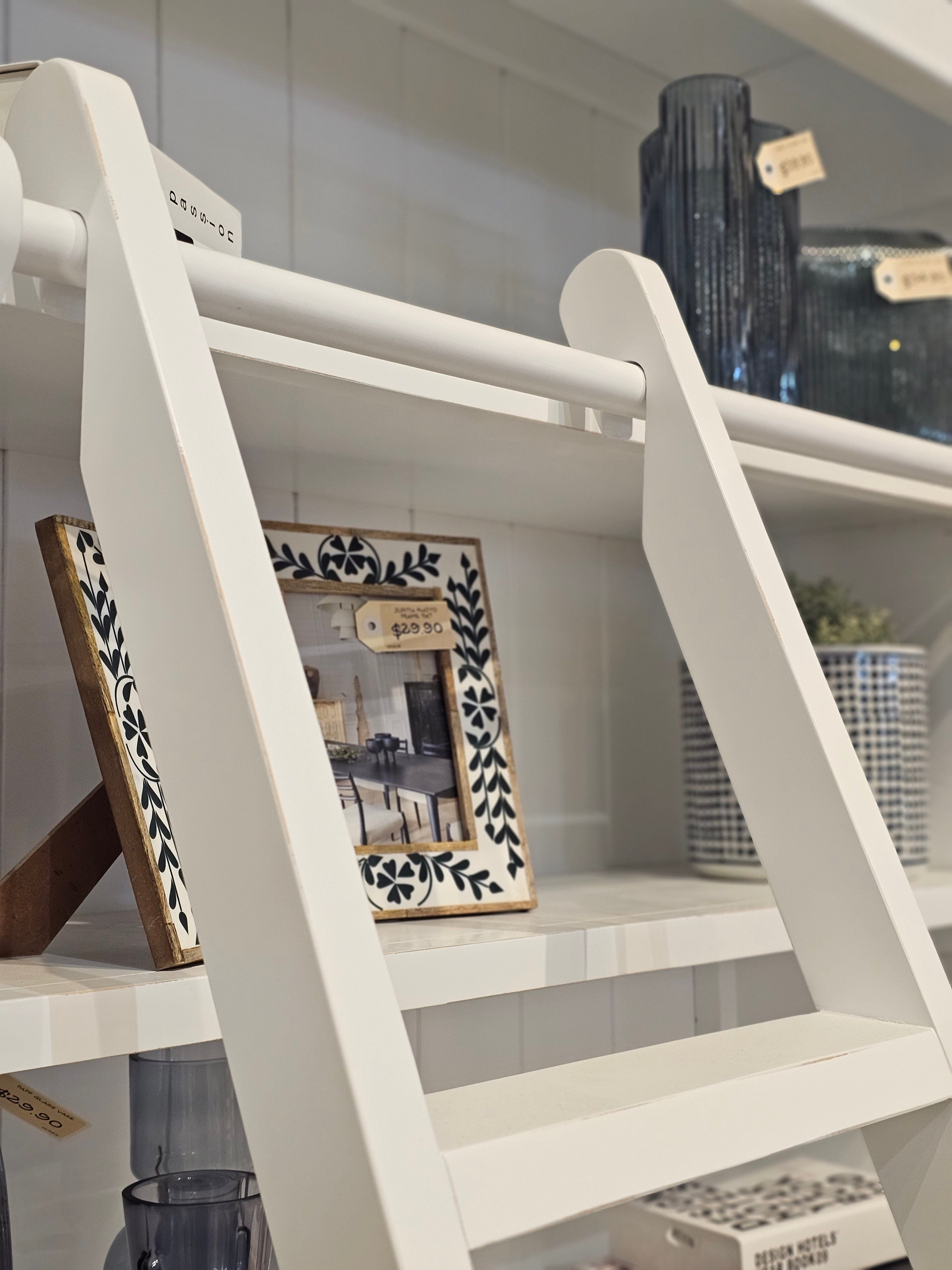 Haven & Space Berry BOOKCASE Paloma Bookcase