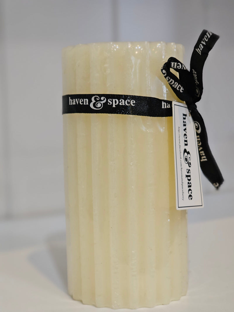 Haven & Space Berry CANDLES Haven & Space Scented Pillar Candle