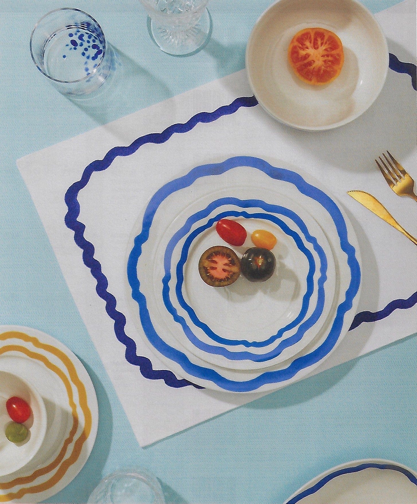 Haven & Space Berry CERAMICS La Mer Serveware Platter