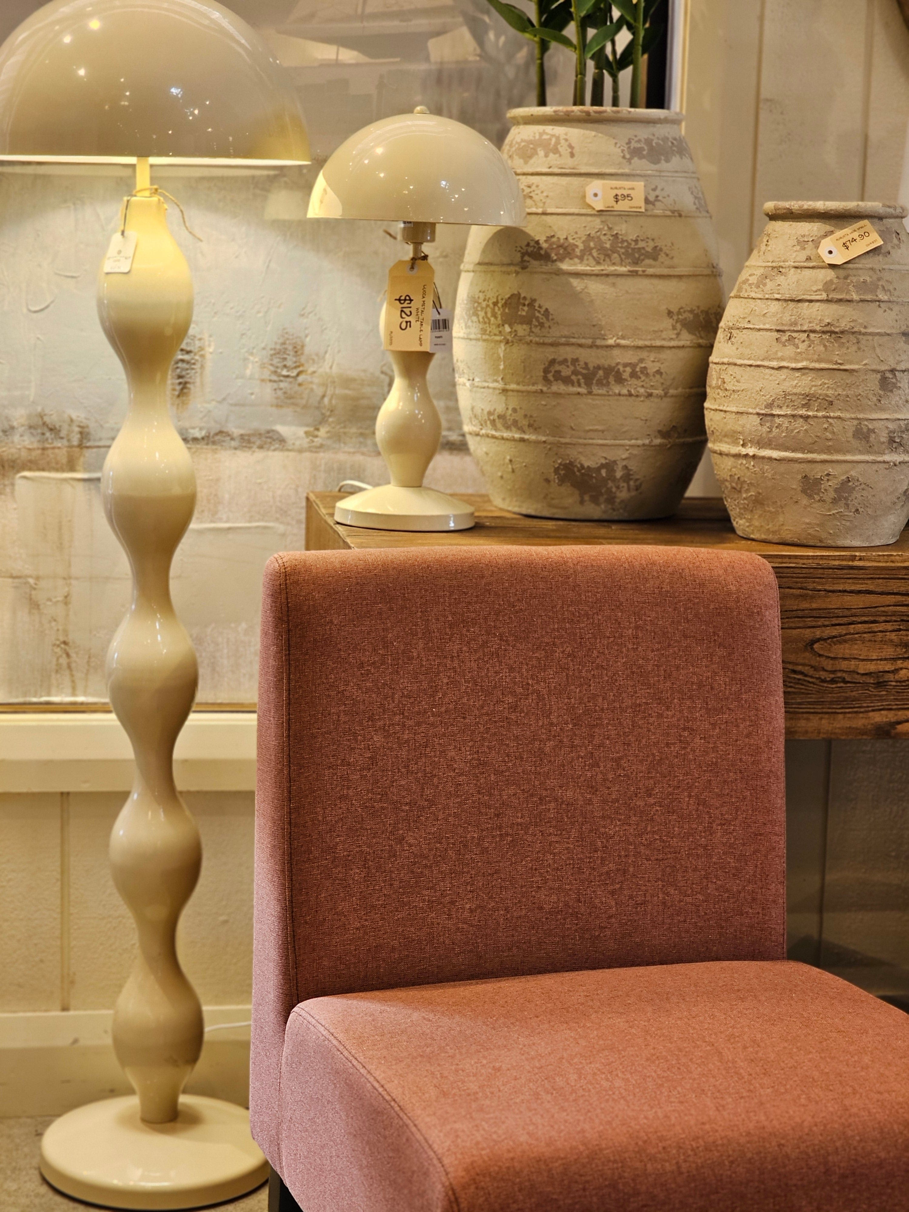 Haven & Space Berry CHAIRS 57Wx66Dx85H / Ularu Els Chair