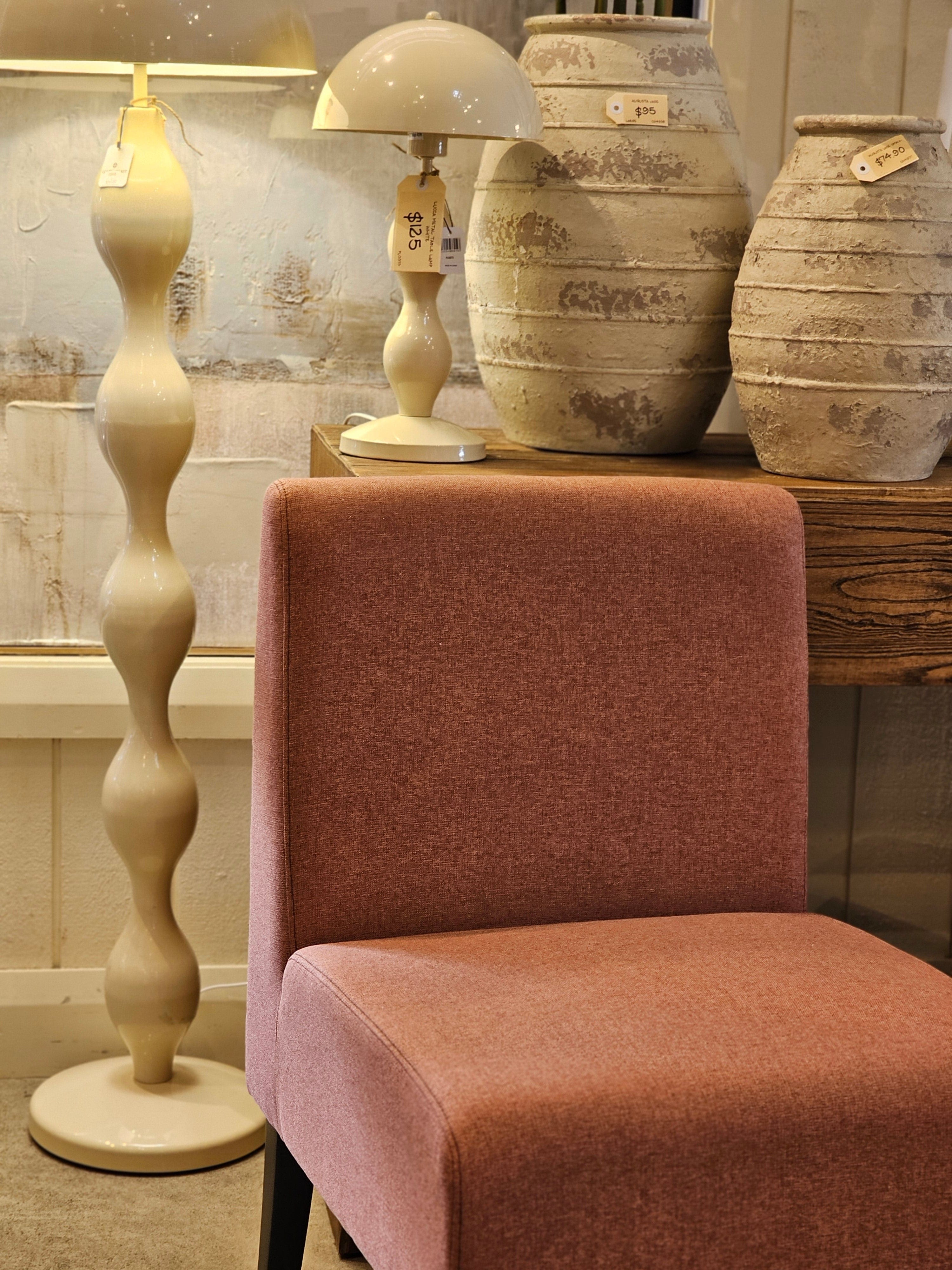 Haven & Space Berry CHAIRS 57Wx66Dx85H / Ularu Els Chair