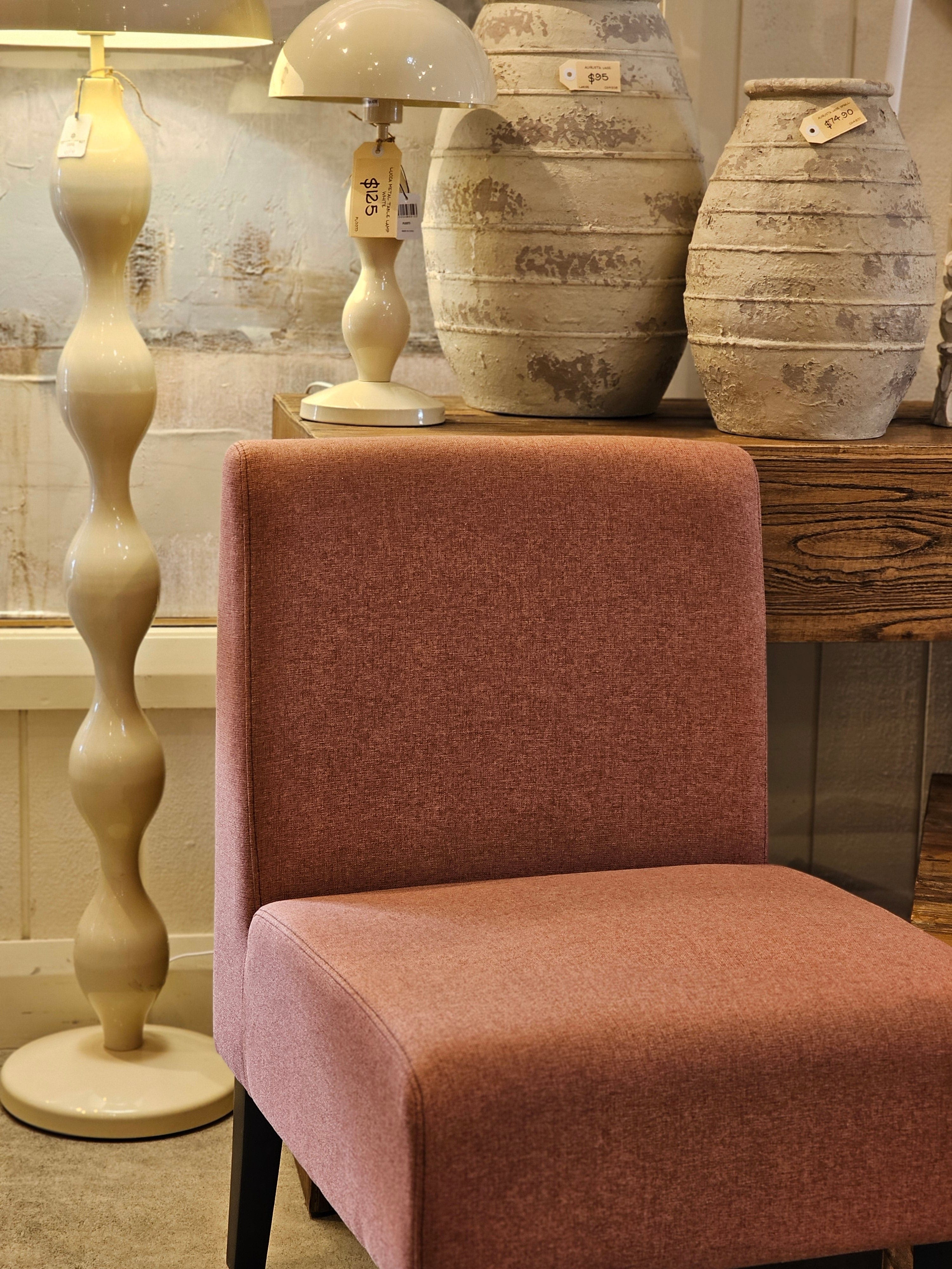 Haven & Space Berry CHAIRS 57Wx66Dx85H / Ularu Els Chair