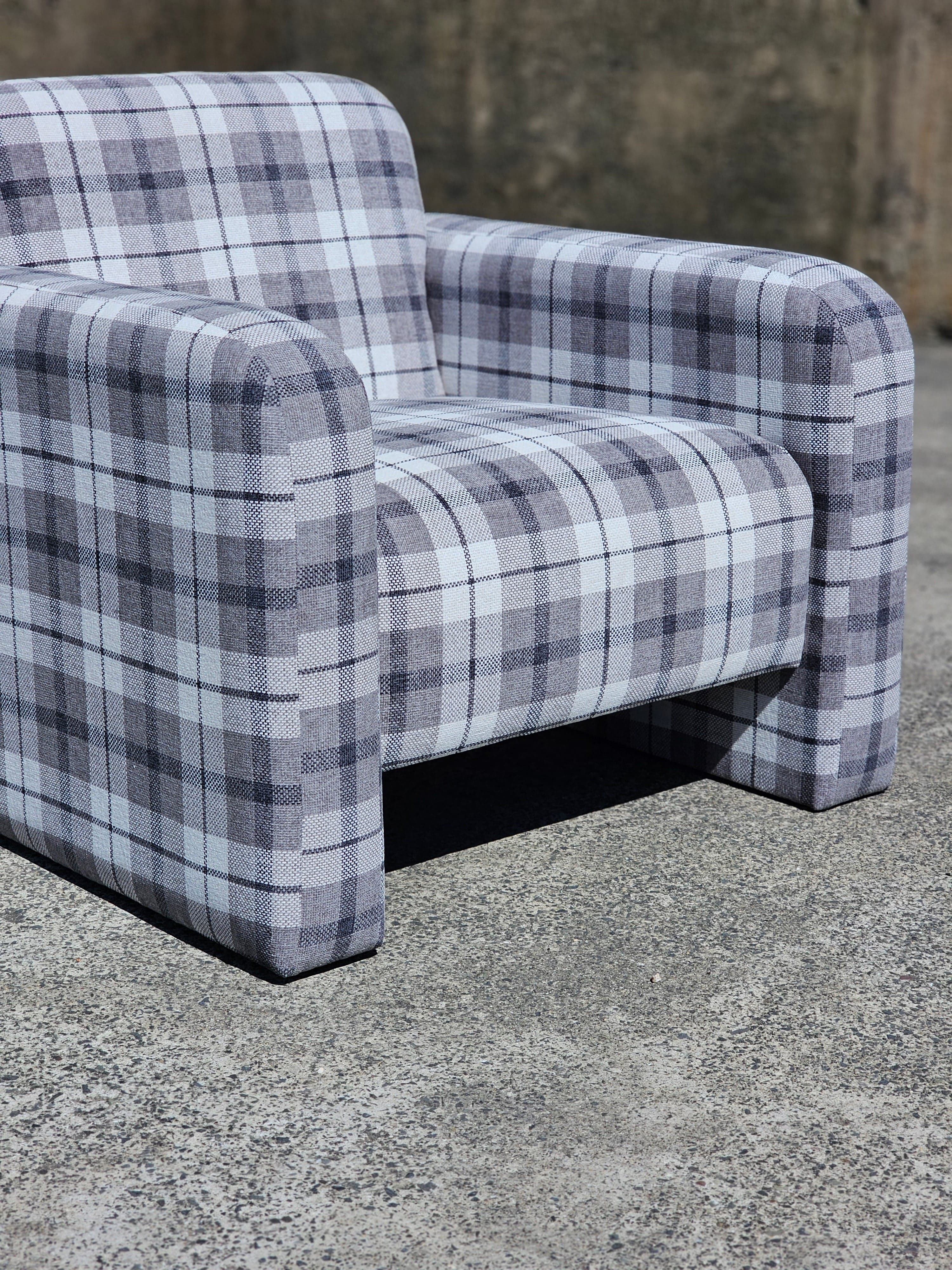 Haven & Space Berry CHAIRS 97Wx94Dx82H / Grey Gingham Angelo Armchair