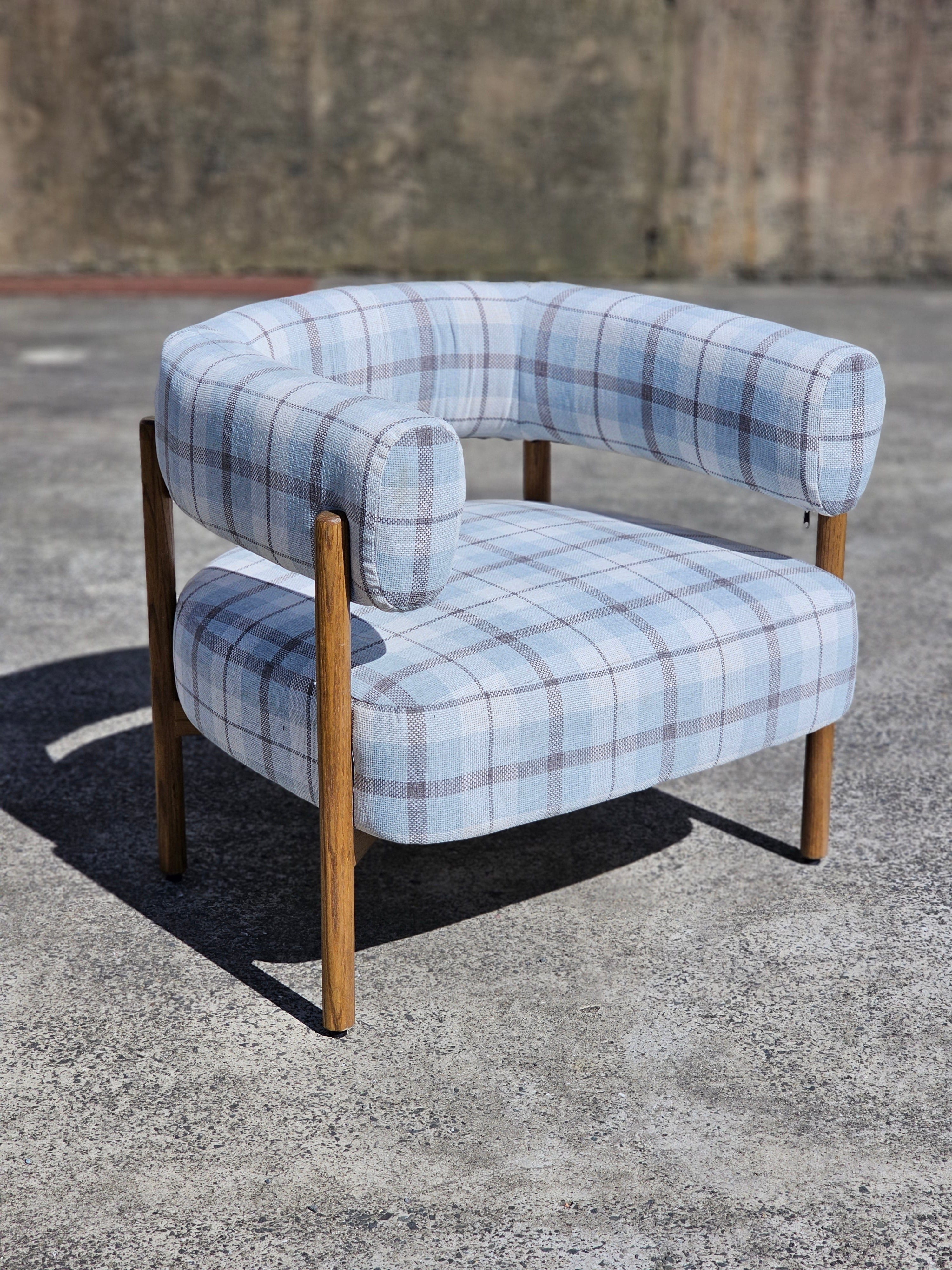 Haven & Space Berry CHAIRS 97Wx94Dx82H Kingscliff Armchair