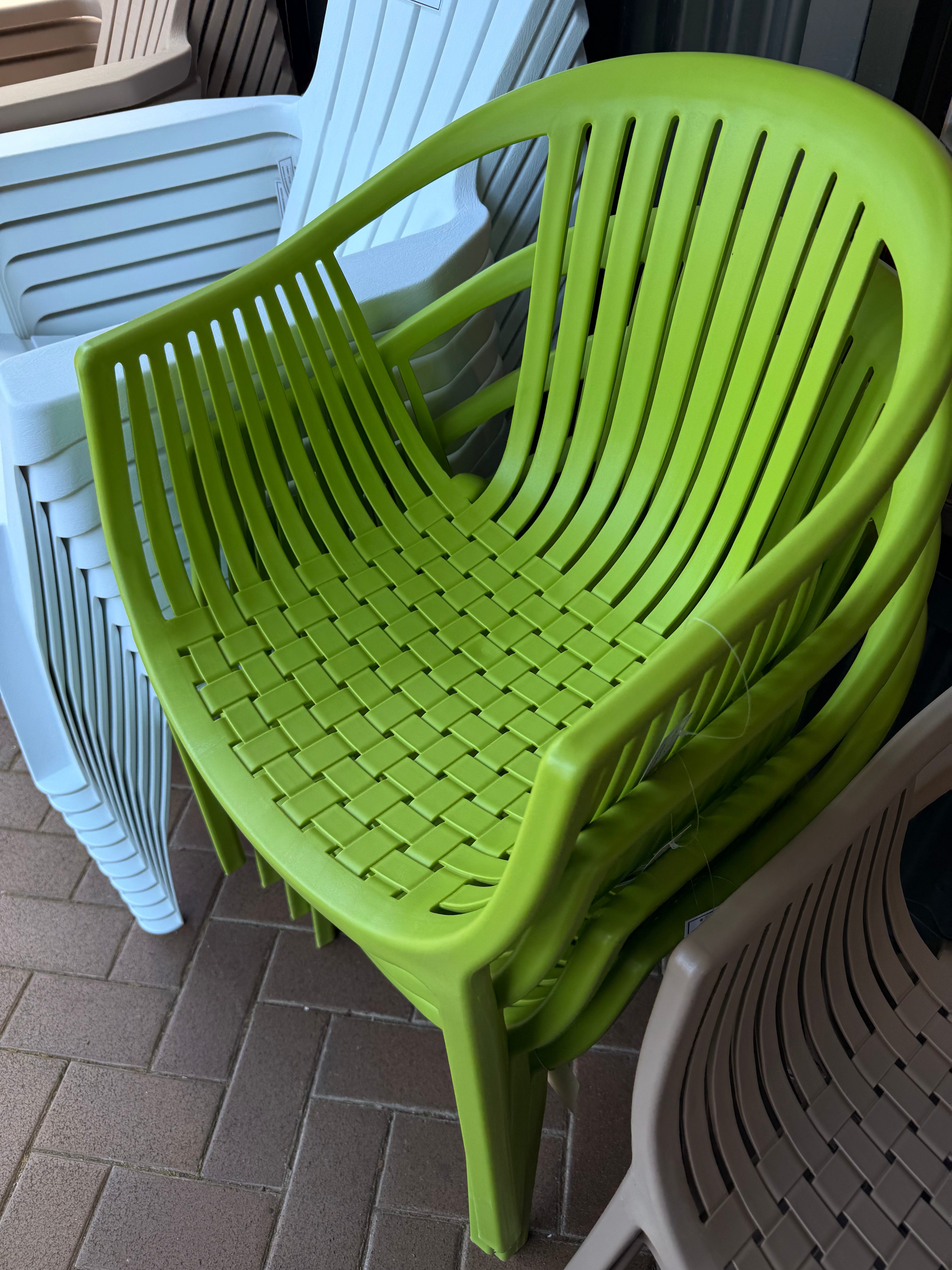 Haven & Space Berry CHAIRS Green Moda Tub Chair