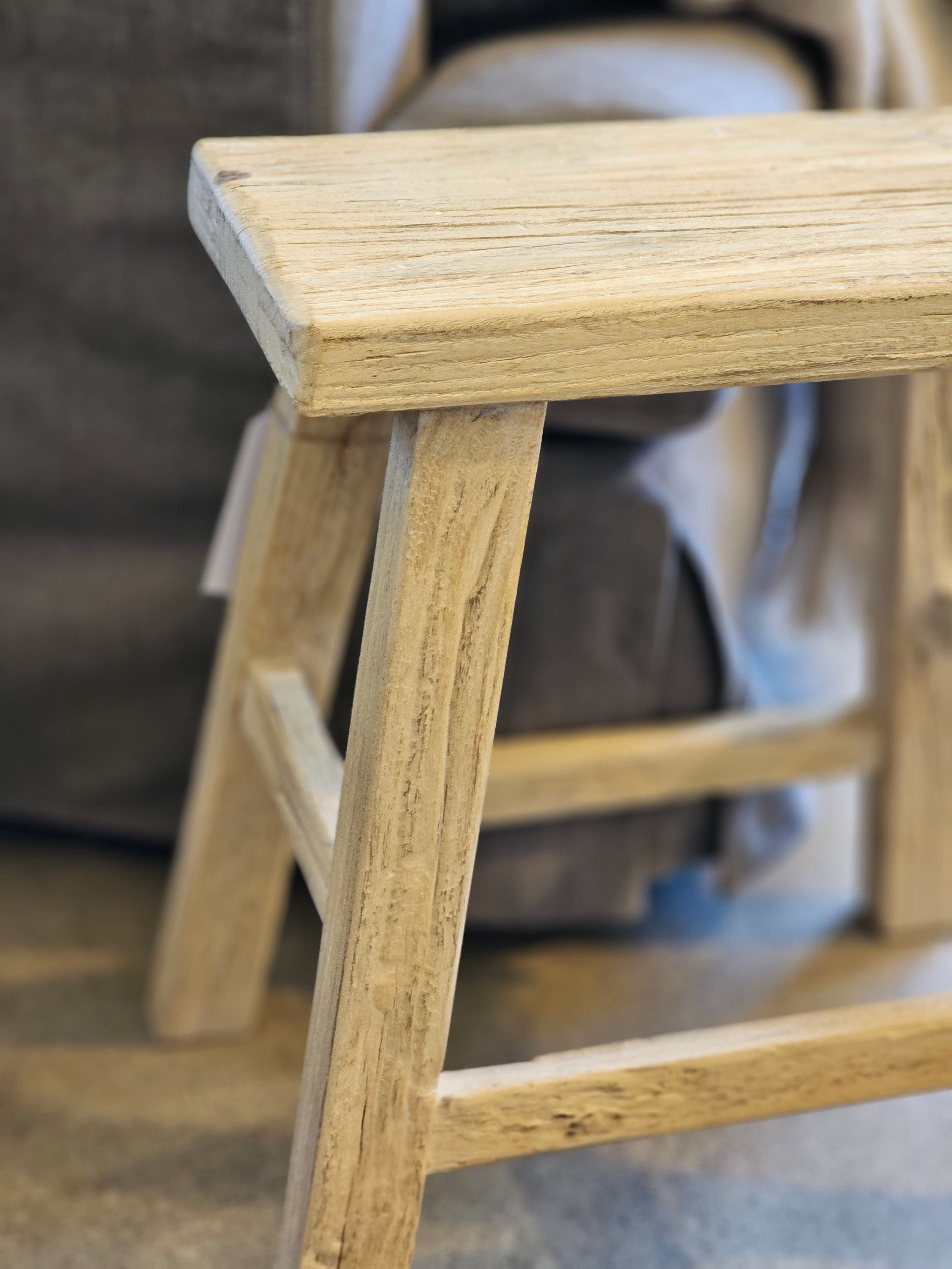 Haven & Space Berry CHINESE AN 50cm / Elm Bondi Stool