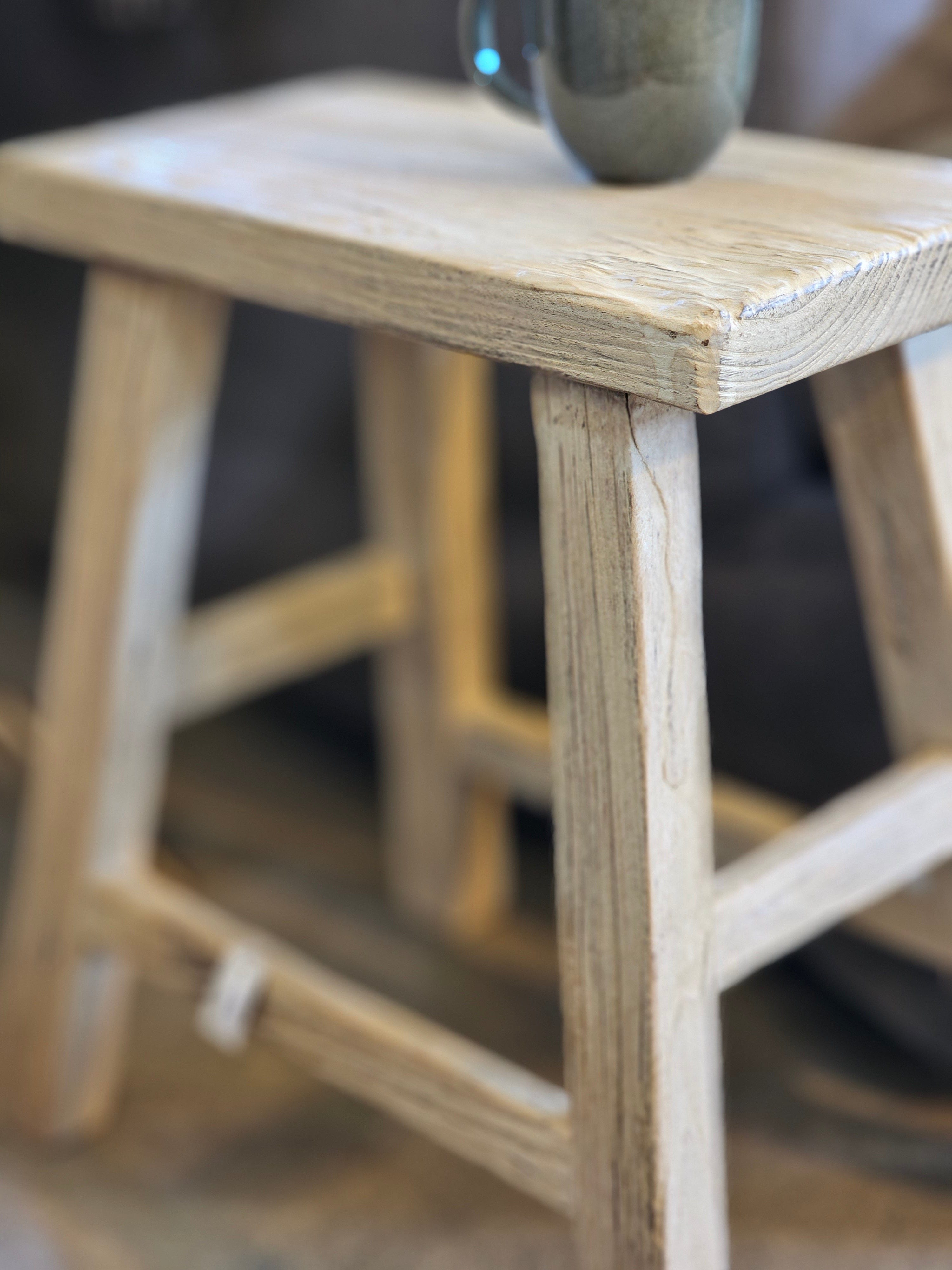 Haven & Space Berry CHINESE AN 50cm / Elm Bondi Stool