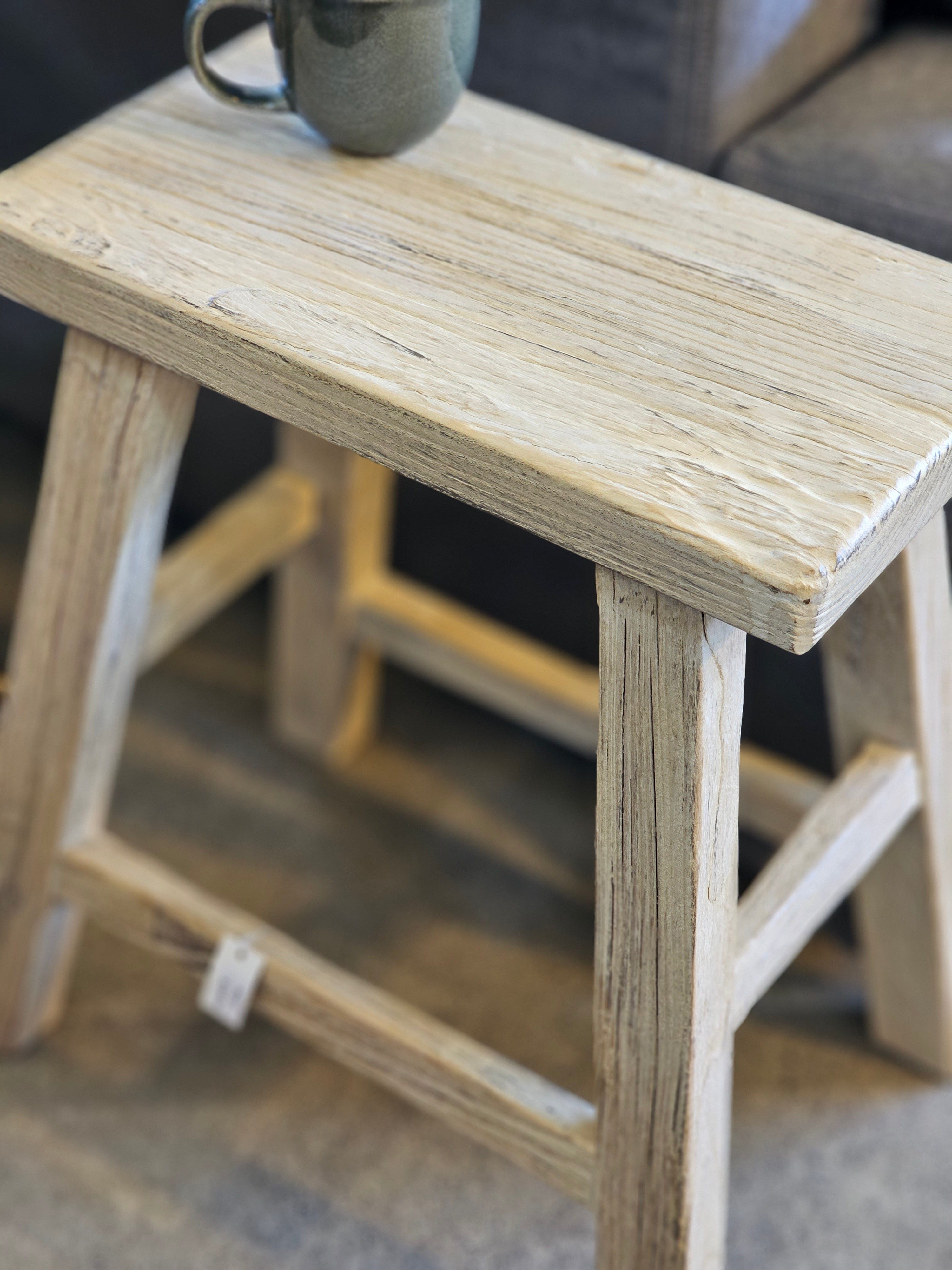 Haven & Space Berry CHINESE AN 50cm / Elm Bondi Stool