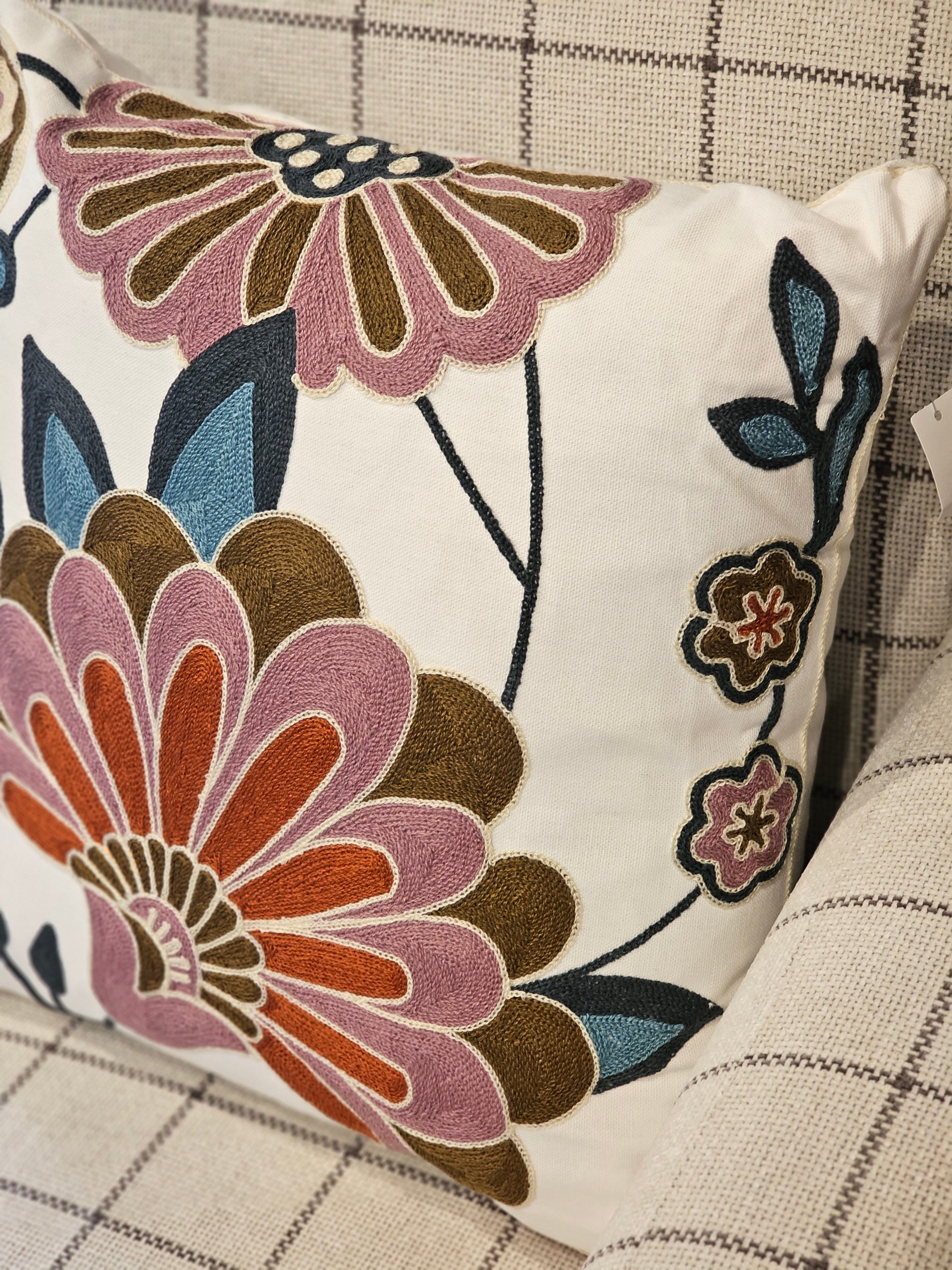 Haven & Space Berry CUSHIONS 45x45CM Wilde Emroidered Cushion