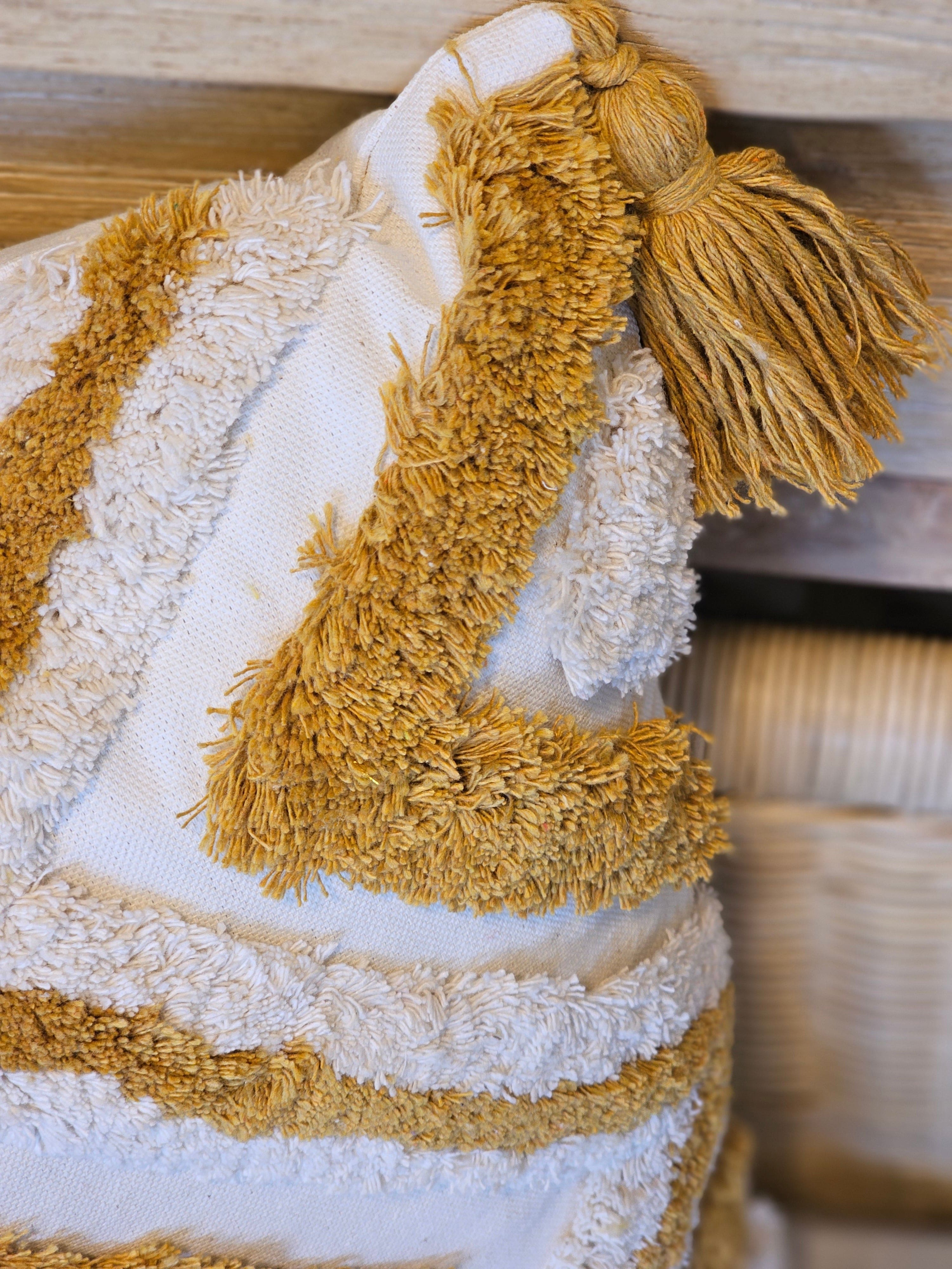 Haven & Space Berry CUSHIONS Landi Cushion