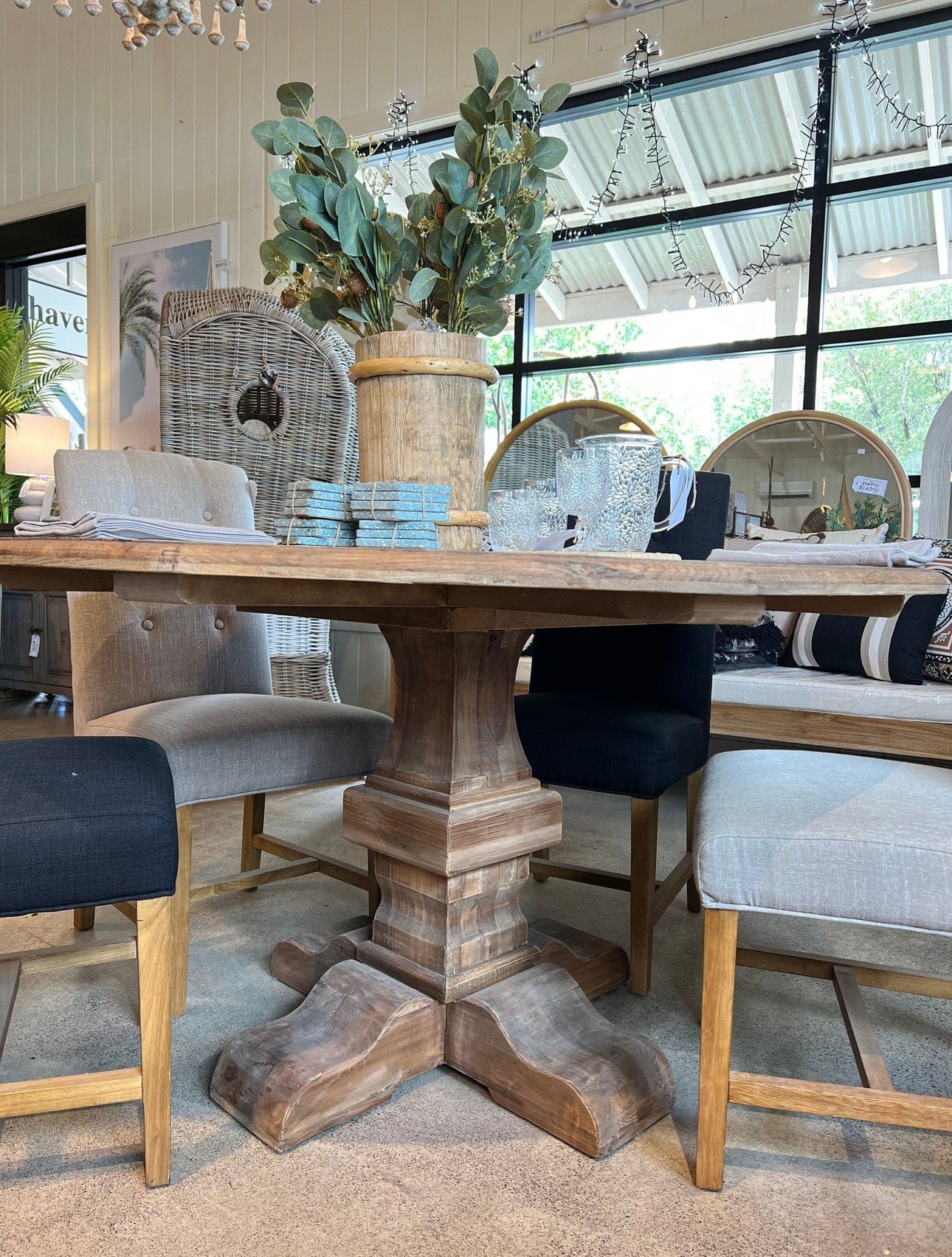 Haven & Space Berry DINING TABLES 140CM / Pine Base Louis Reclaimed Oak Dining Table