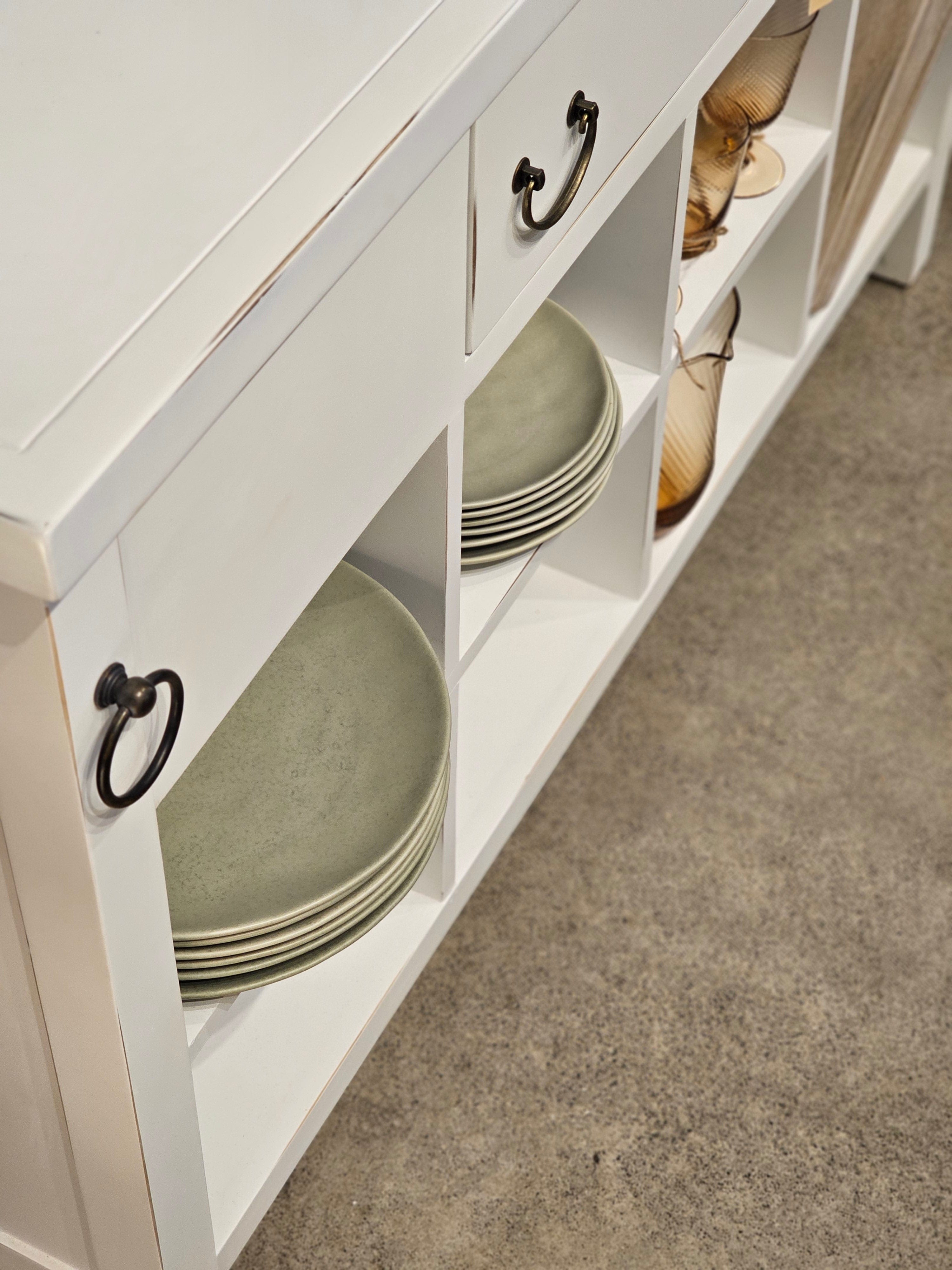 Haven & Space Berry FURNITURE Rhodes Kitchen Island