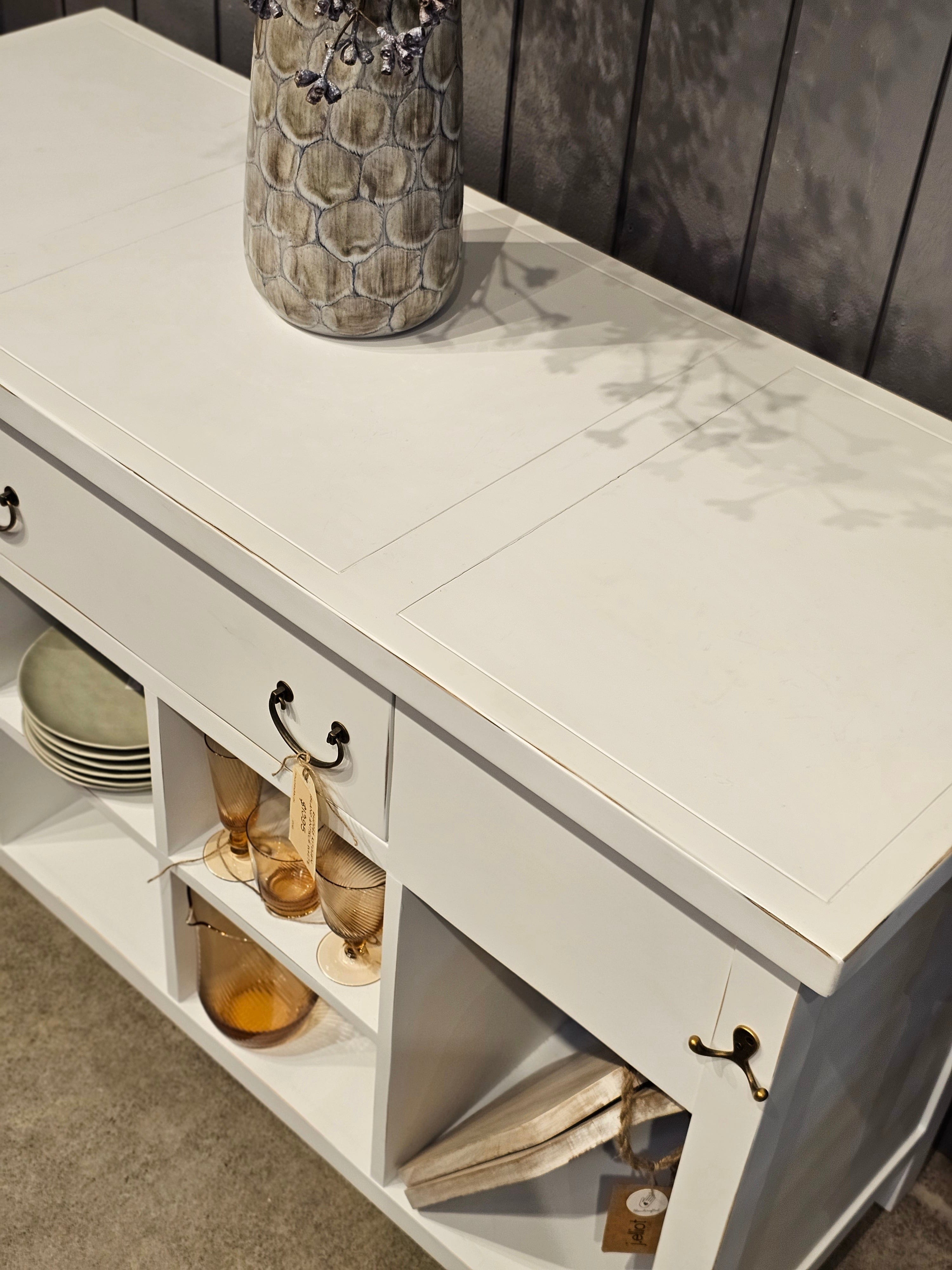 Haven & Space Berry FURNITURE Rhodes Kitchen Island