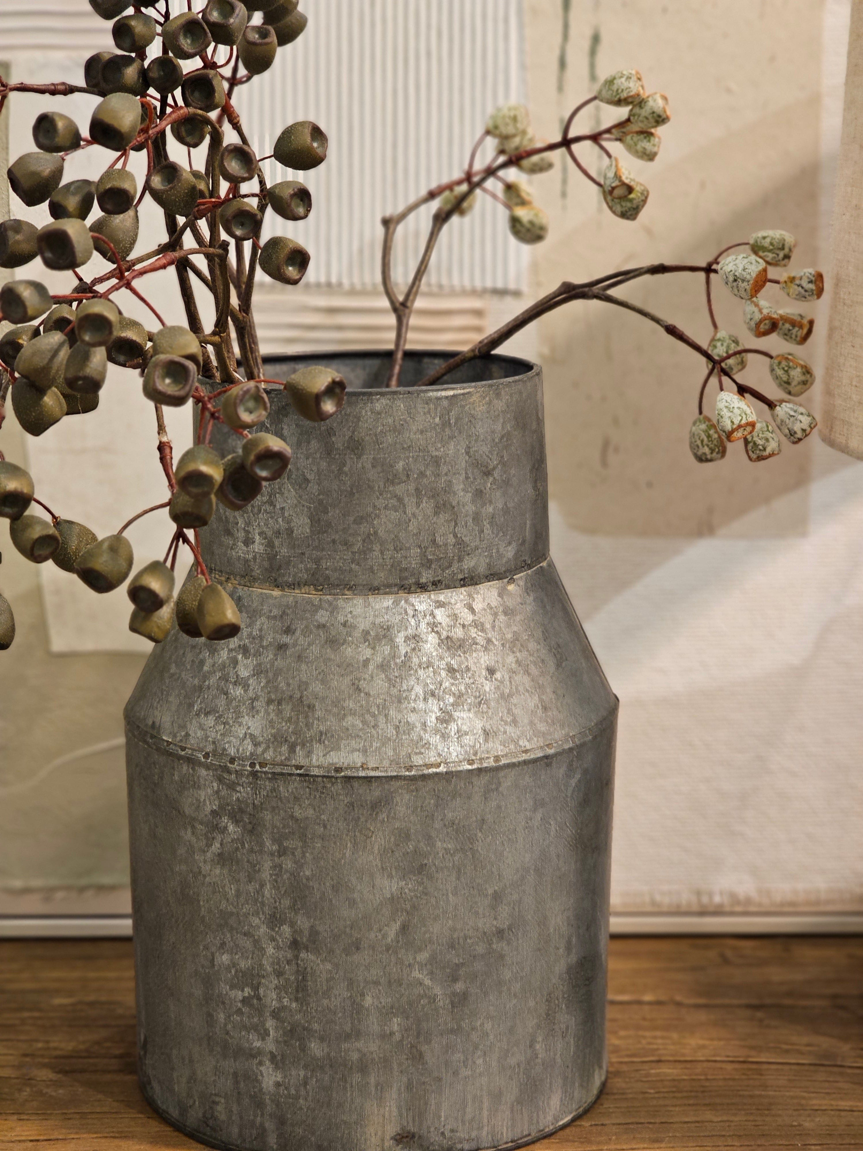 Haven & Space Berry GAL/TINWARE Huntingdale Milk Tin