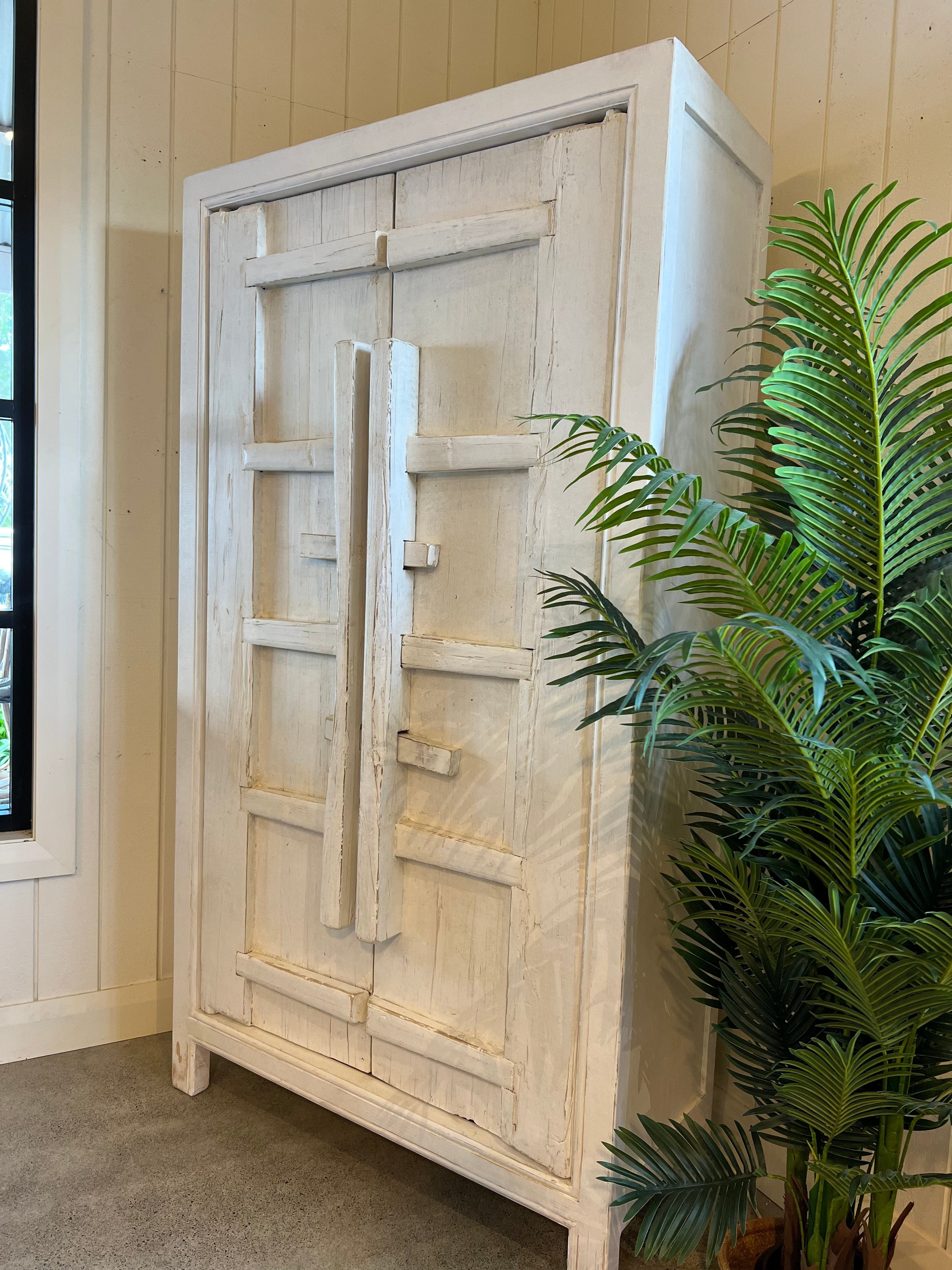 Haven & Space Berry Hastings 2 Door Cupboard