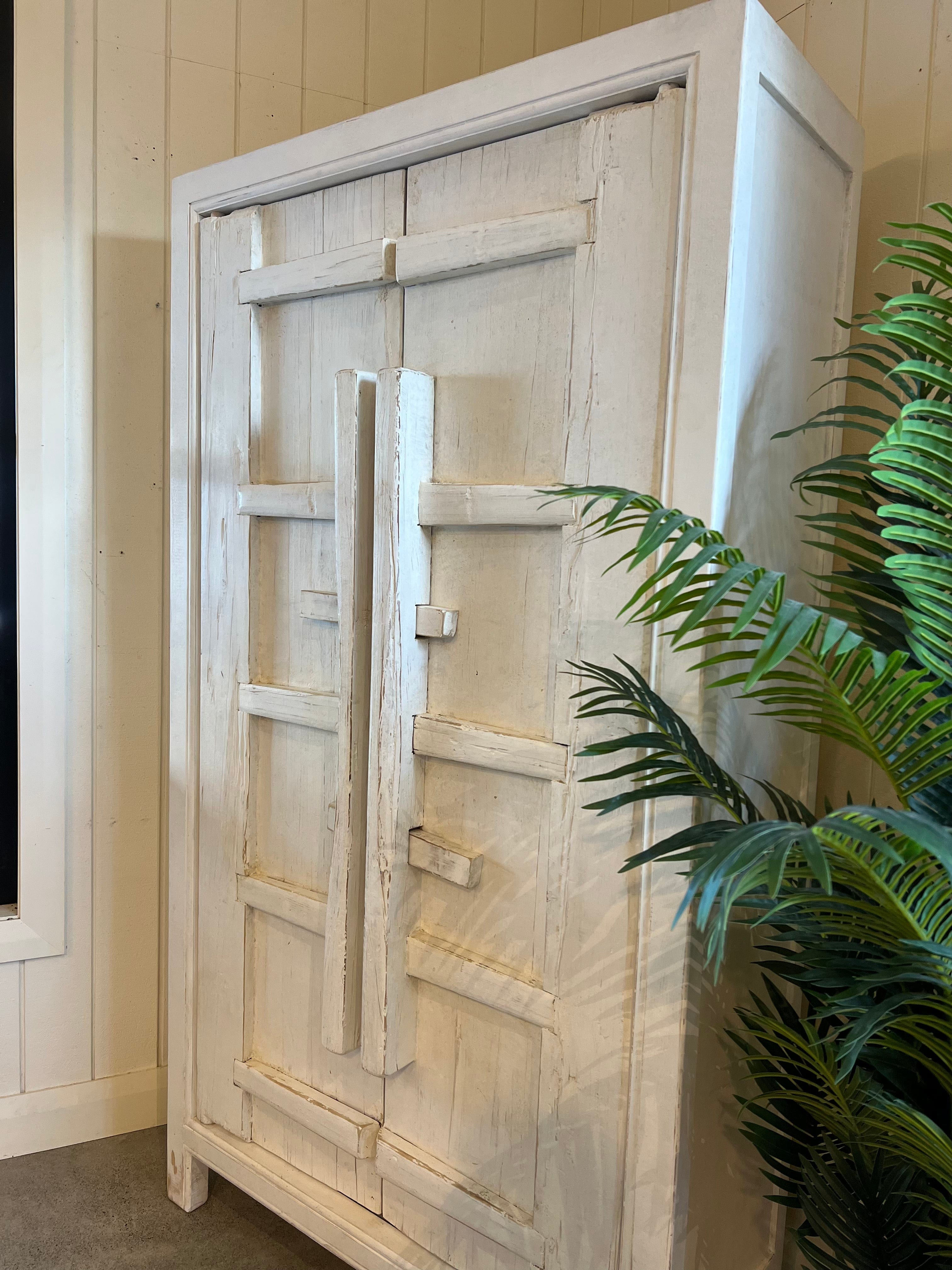 Haven & Space Berry Hastings 2 Door Cupboard