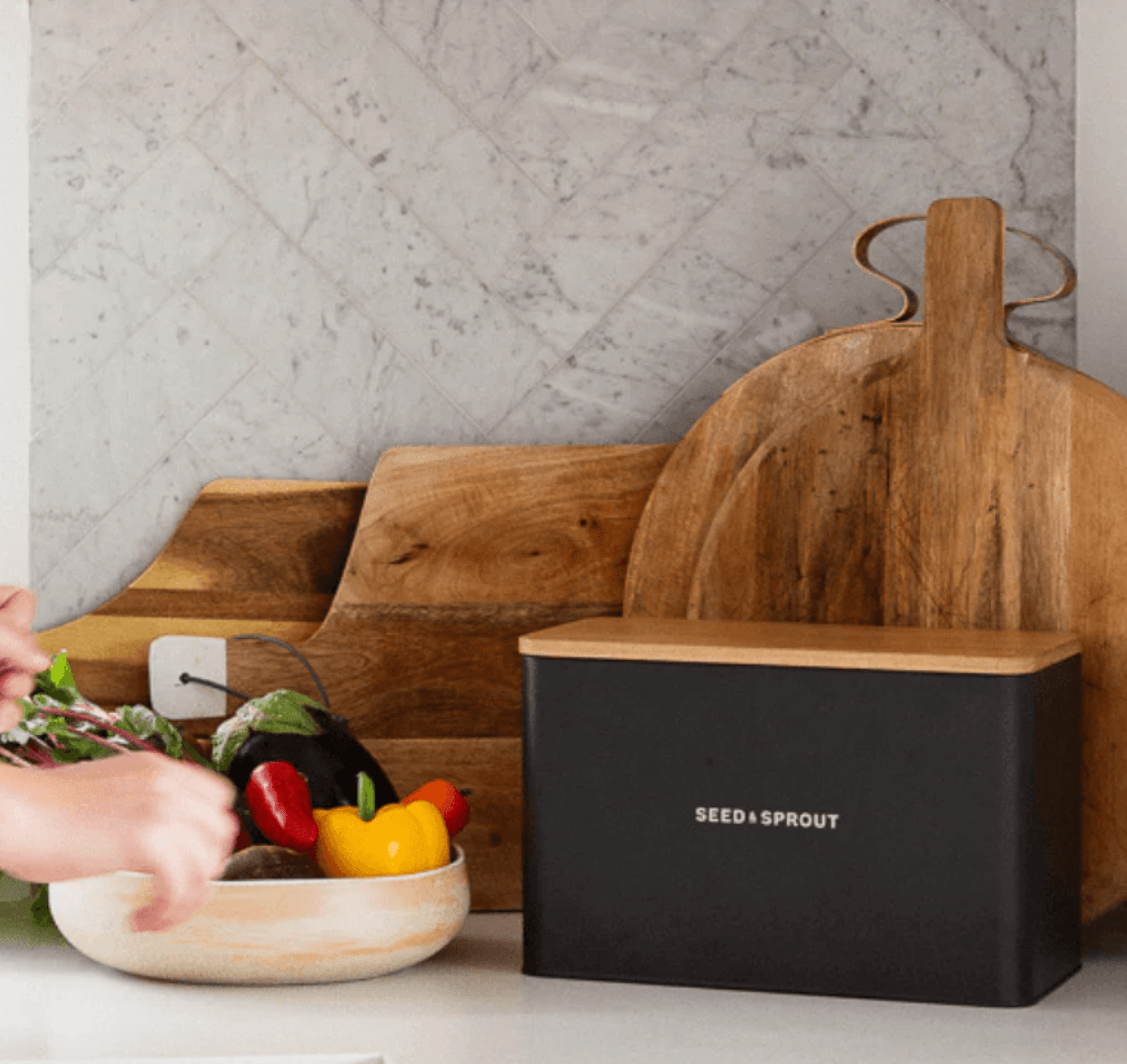 Haven & Space Berry KITCHEN Bread Box | Liquorice