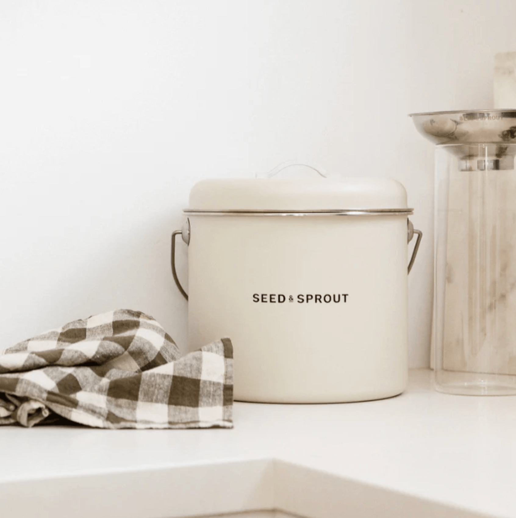 Haven & Space Berry KITCHEN Kitchen Compost Bin | Mushroom