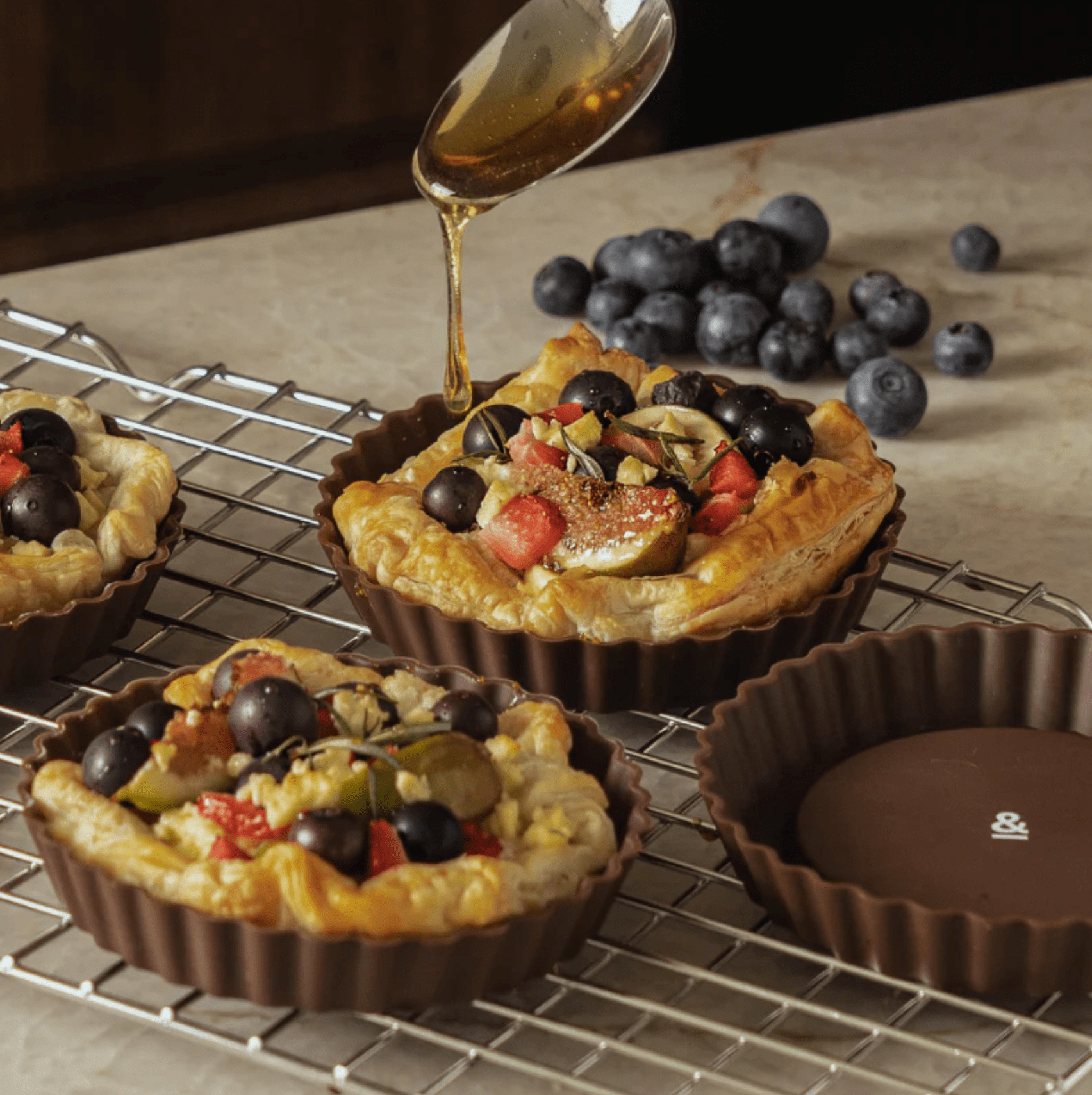 Haven & Space Berry KITCHEN Mini Pie Dish | Set of 4