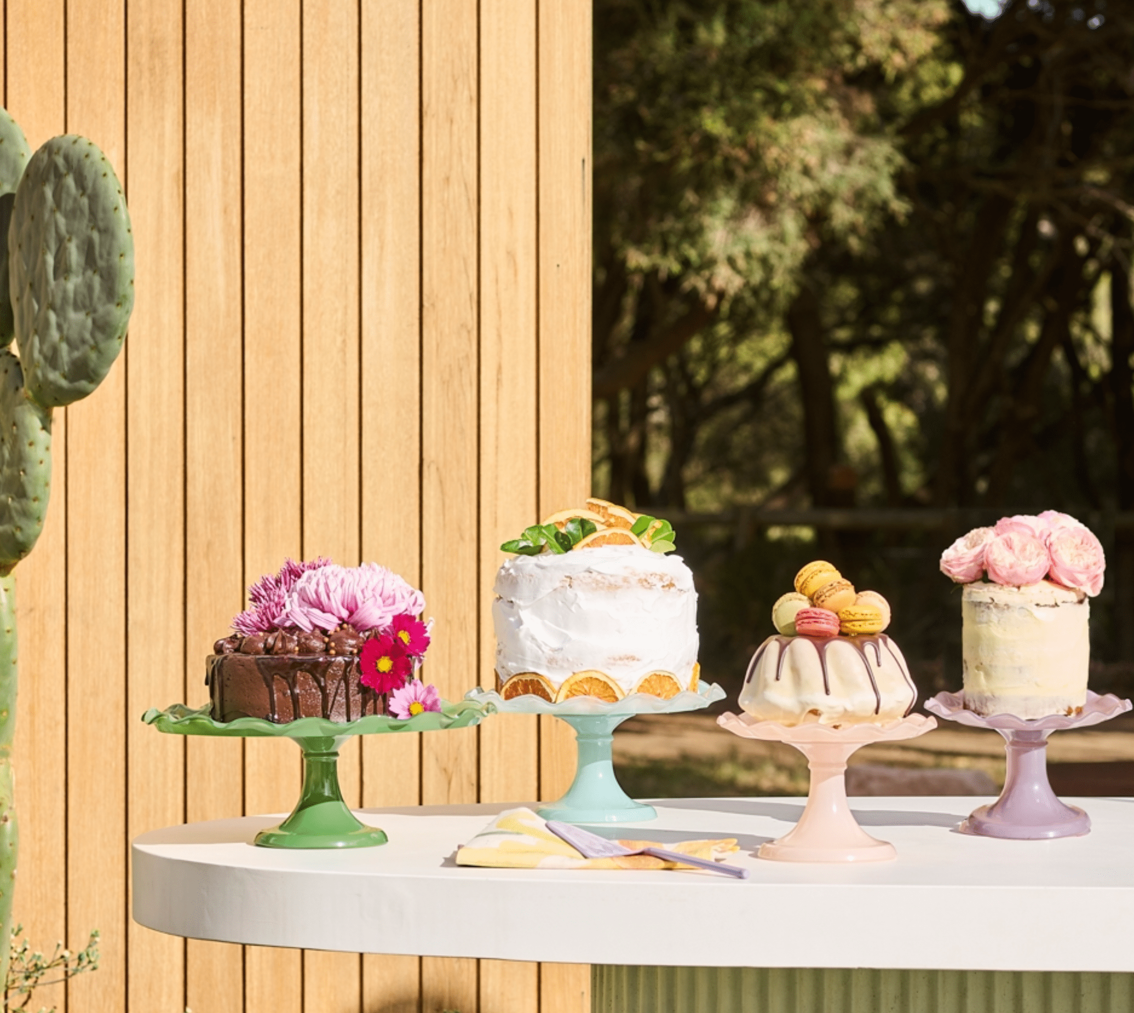 Haven & Space Berry KITCHEN Ruffle Cake Stand