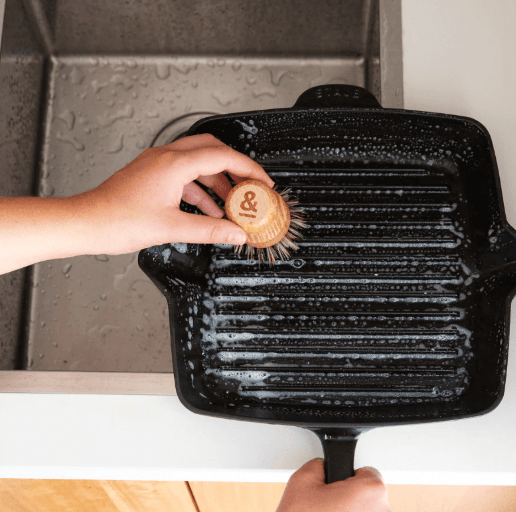 Haven & Space Berry KITCHEN Tough Pot Scrubber