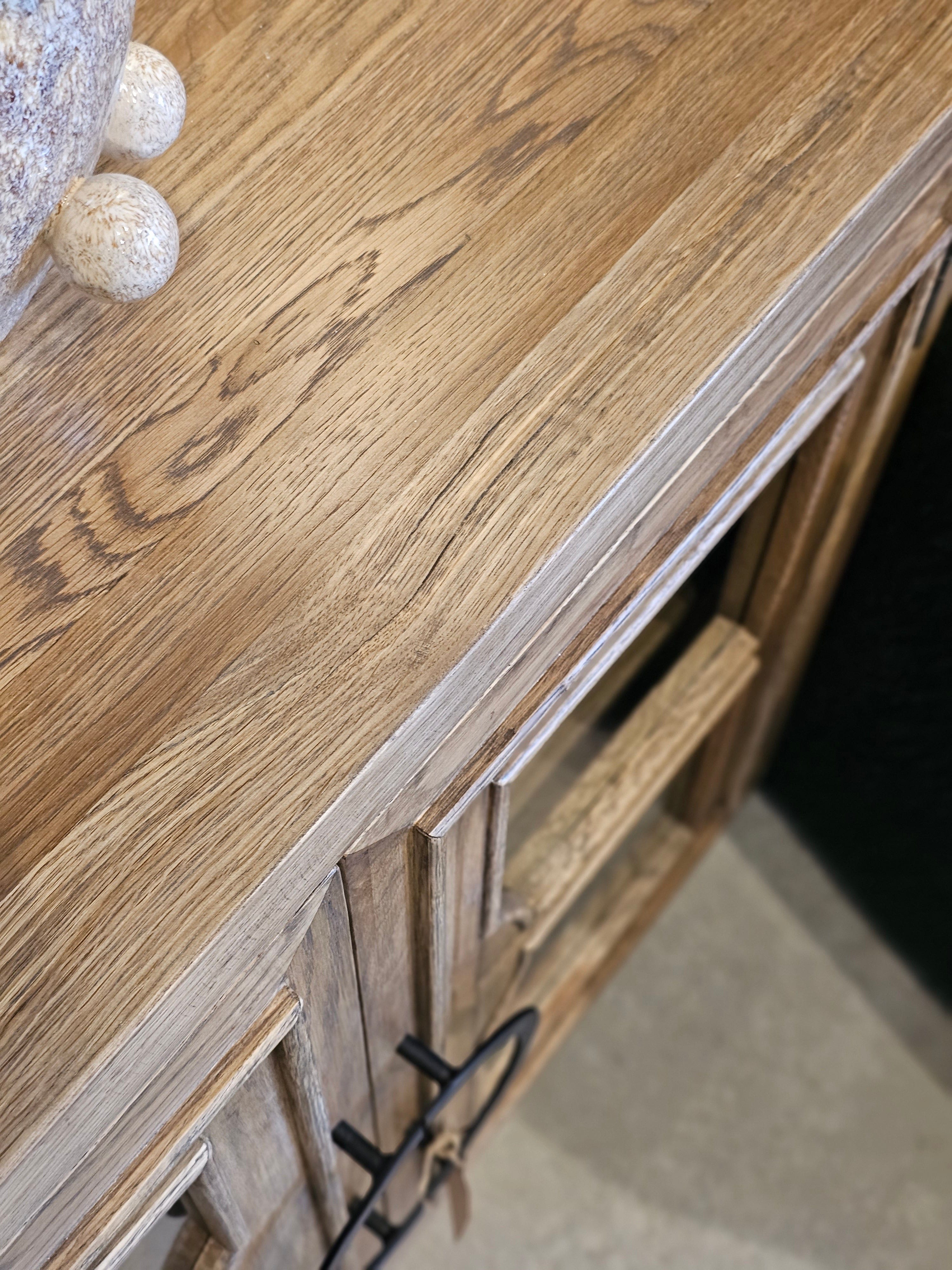 Haven & Space Berry SIDEBOARD 180x45x80CM Modus Sideboard W' Glass Doors