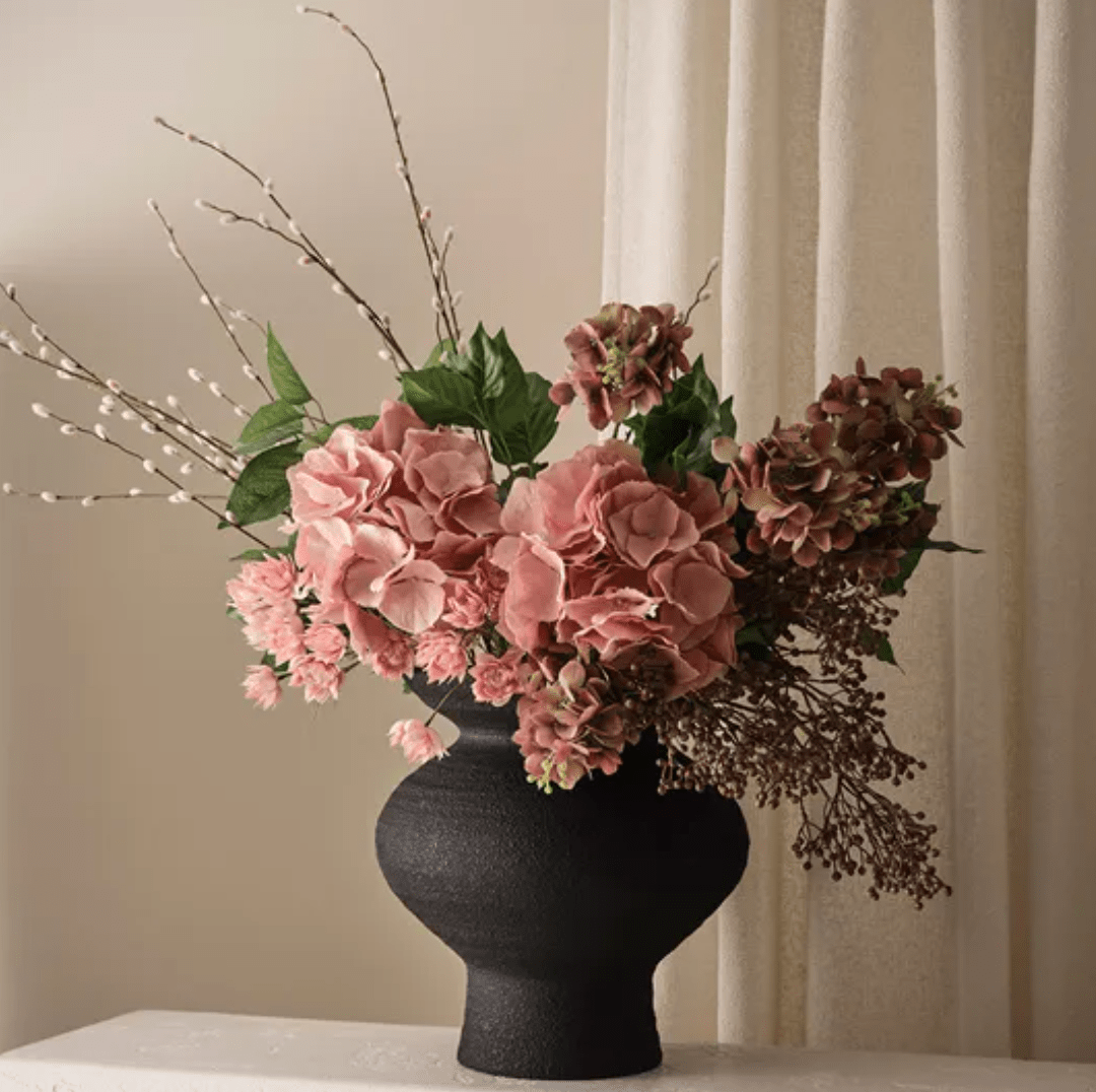 Haven & Space Berry VASES 36cm / Black Ola Pot