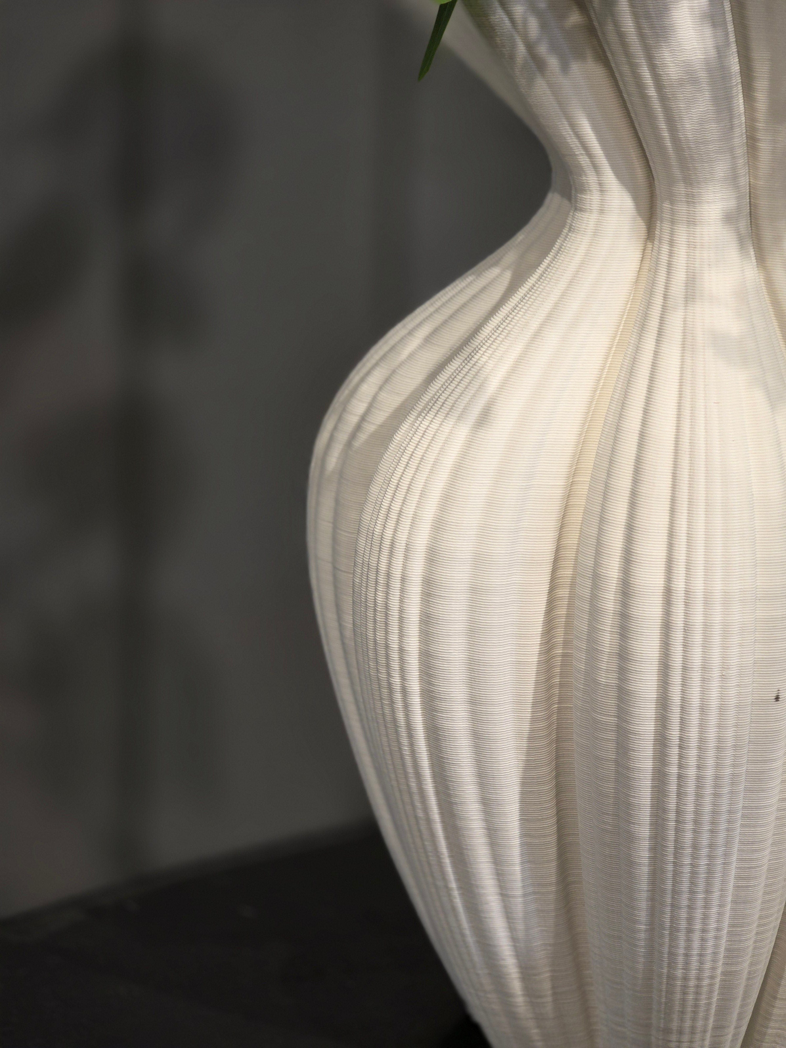 Haven & Space Berry VASES Lordes Vase