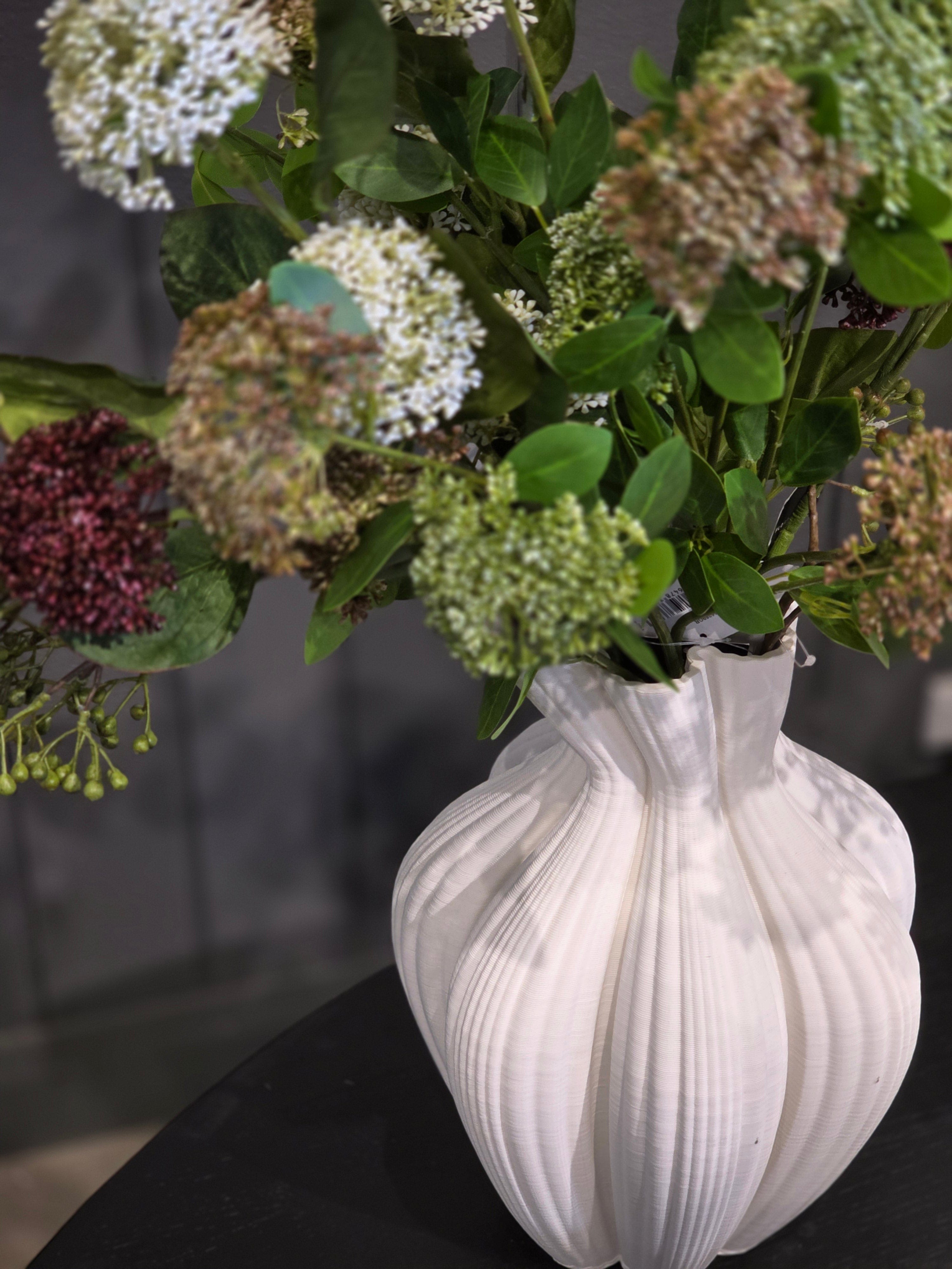 Haven & Space Berry VASES Lordes Vase