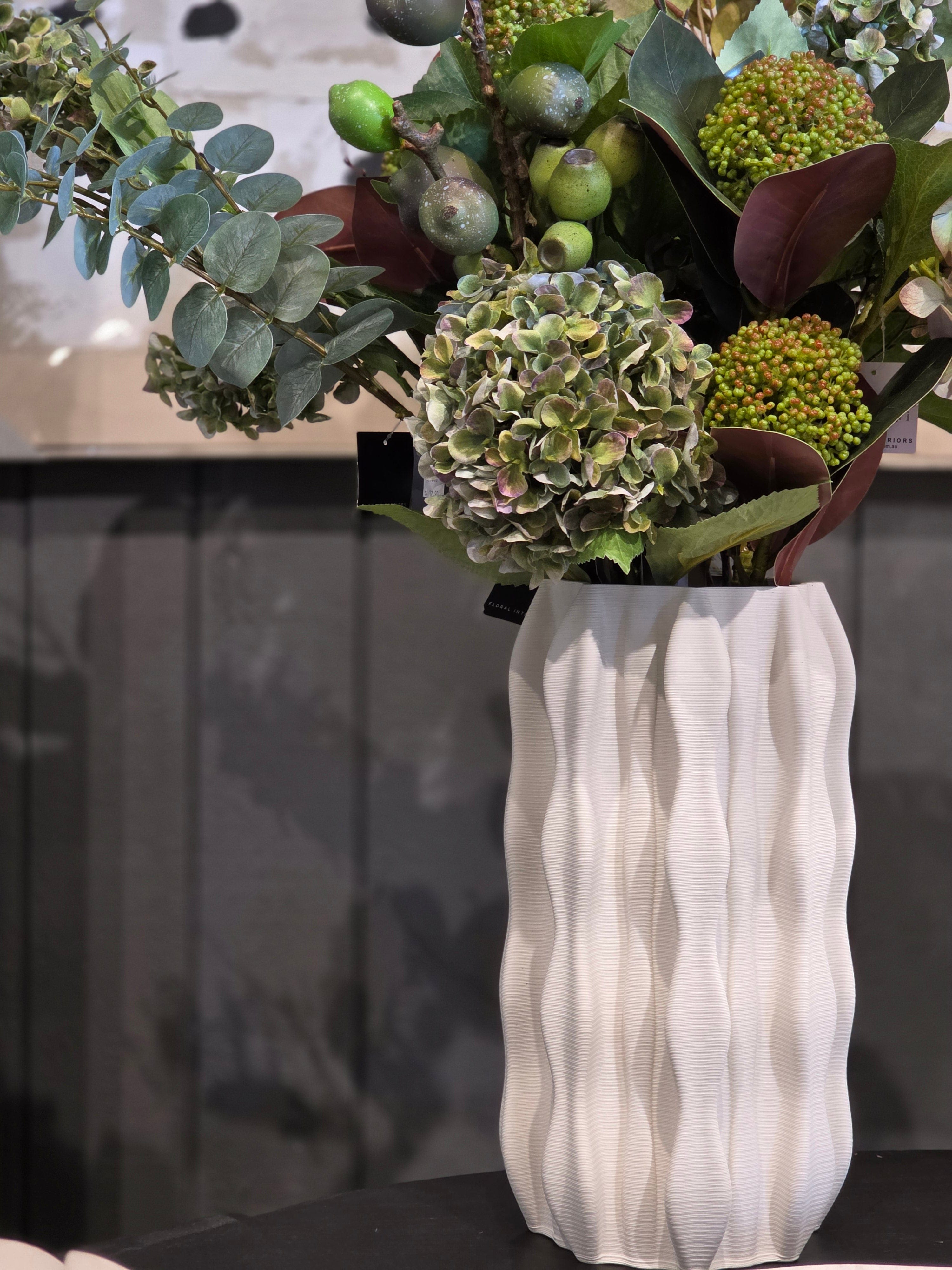 Haven & Space Berry VASES Sol Vase