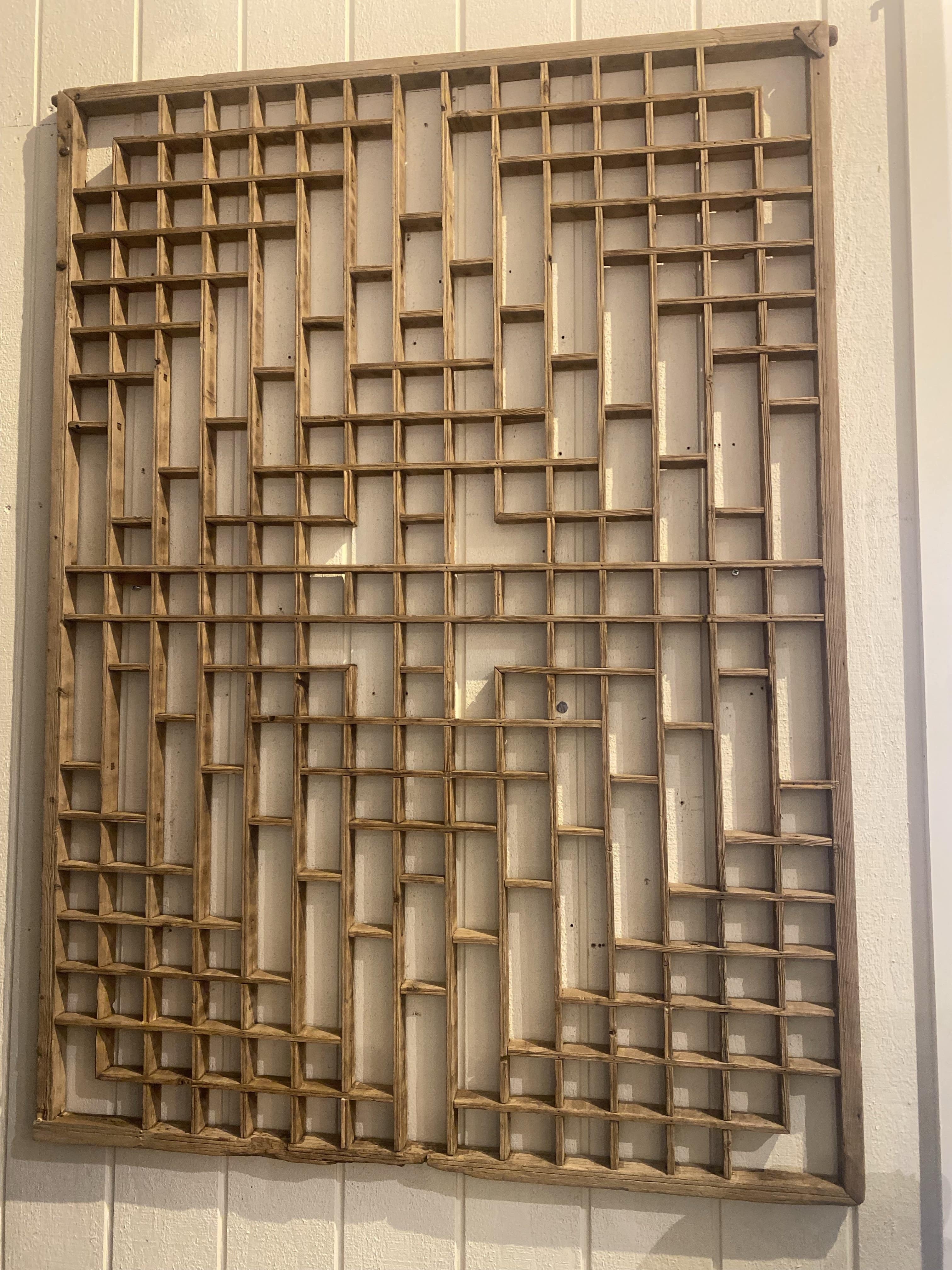 Haven & Space Berry Chinese Timber Screen