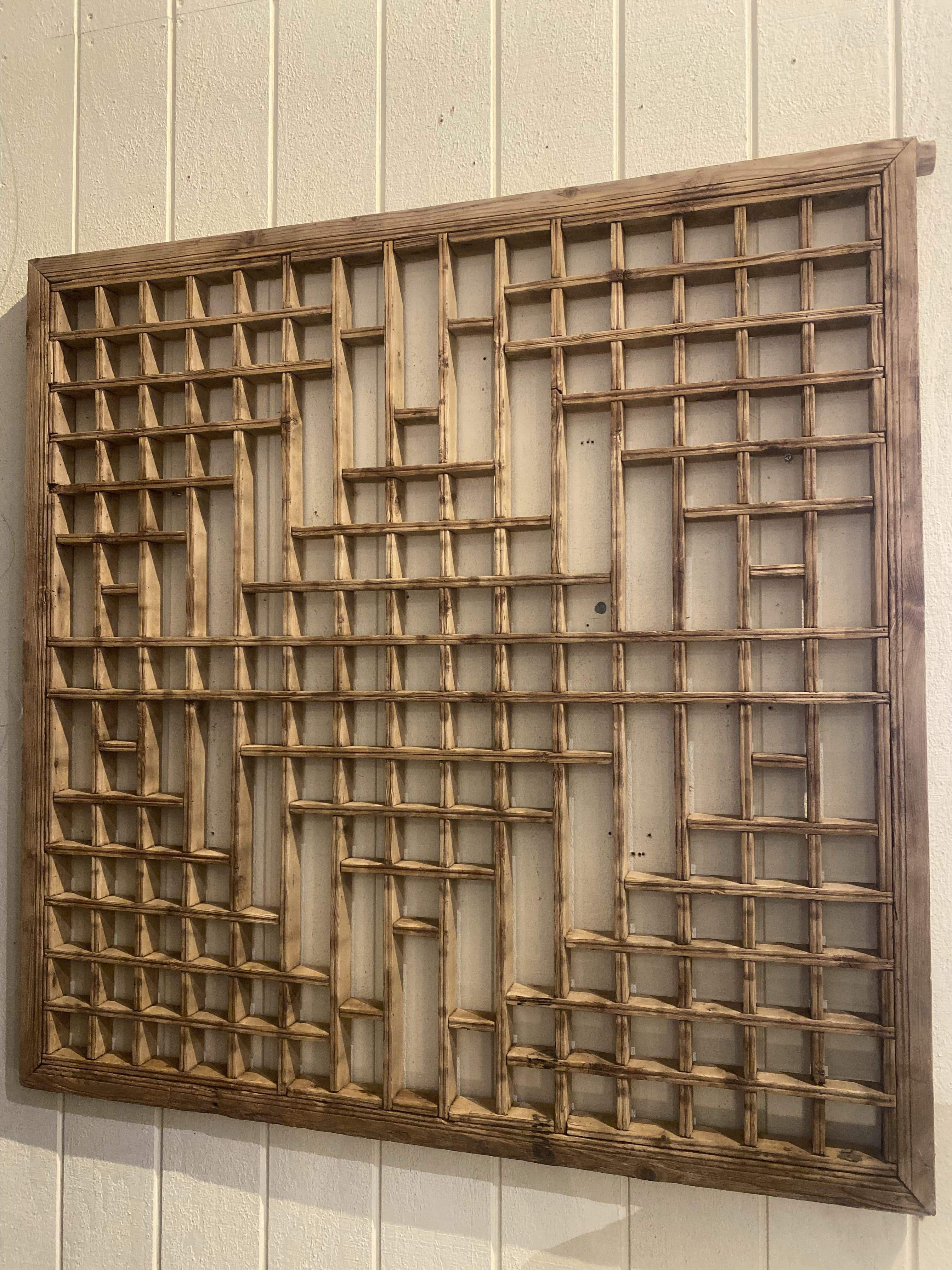 Haven & Space Berry Chinese Timber Screen