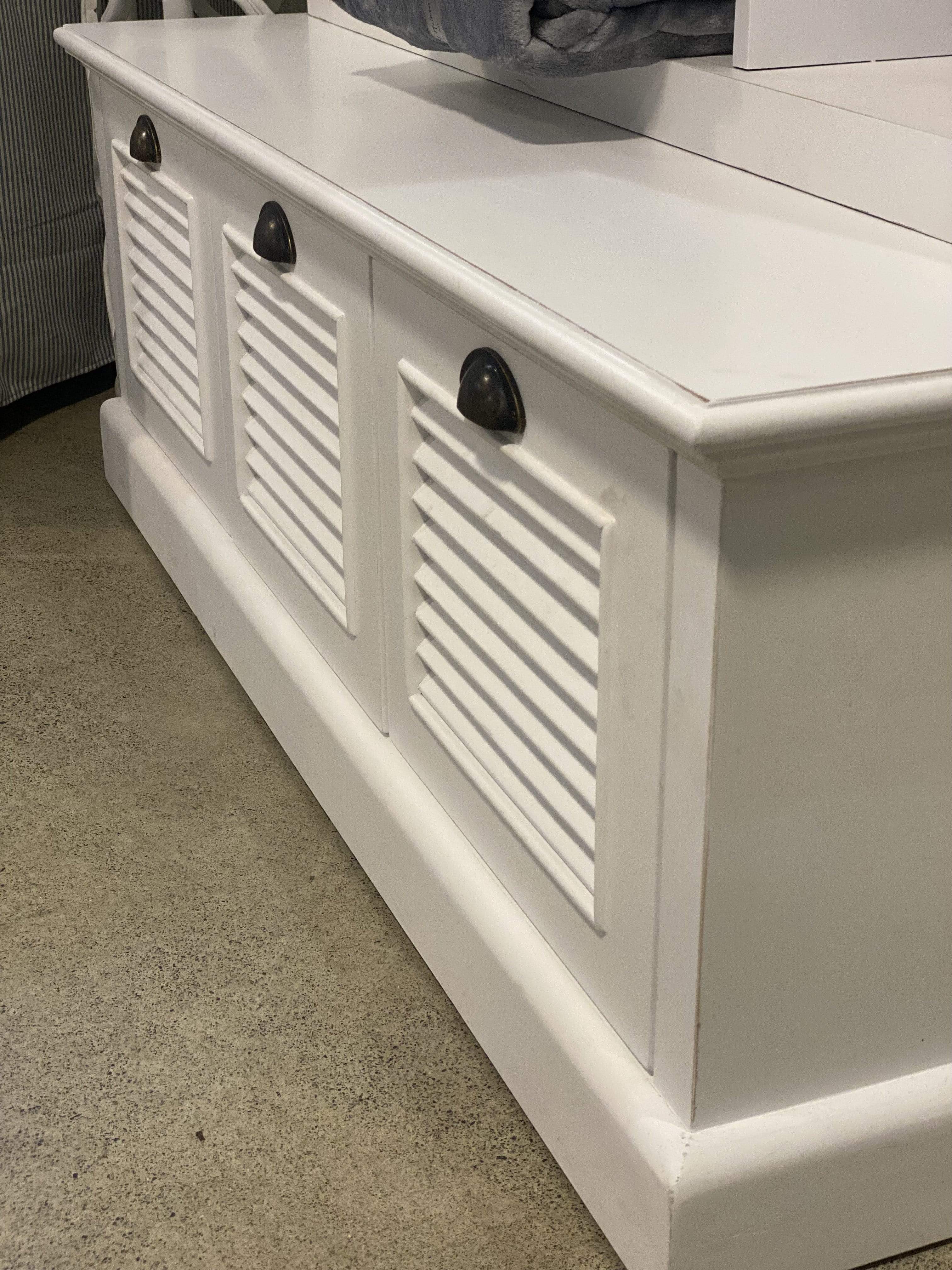 Haven & Space Berry Furniture Providence Hallstand