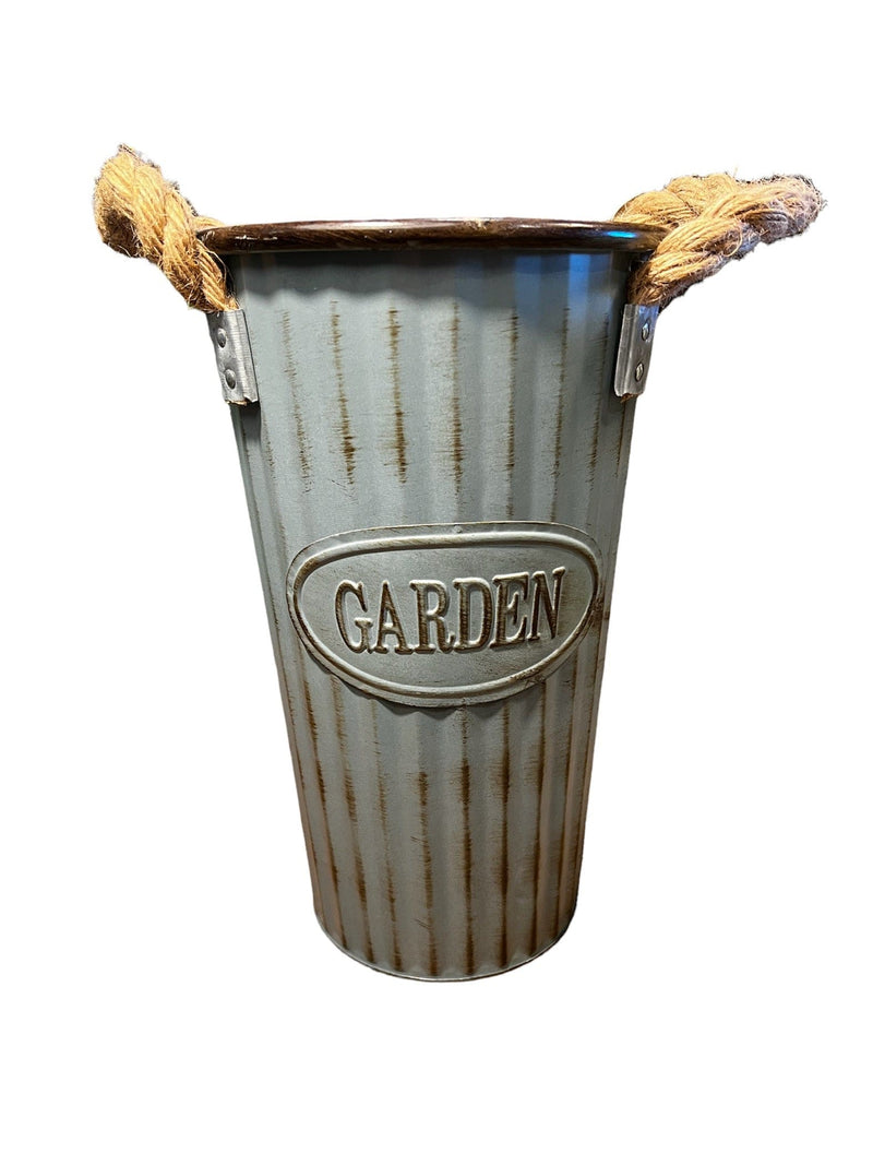 Haven & Space Berry Gal Tin Grey and Blue 'Garden' Plater