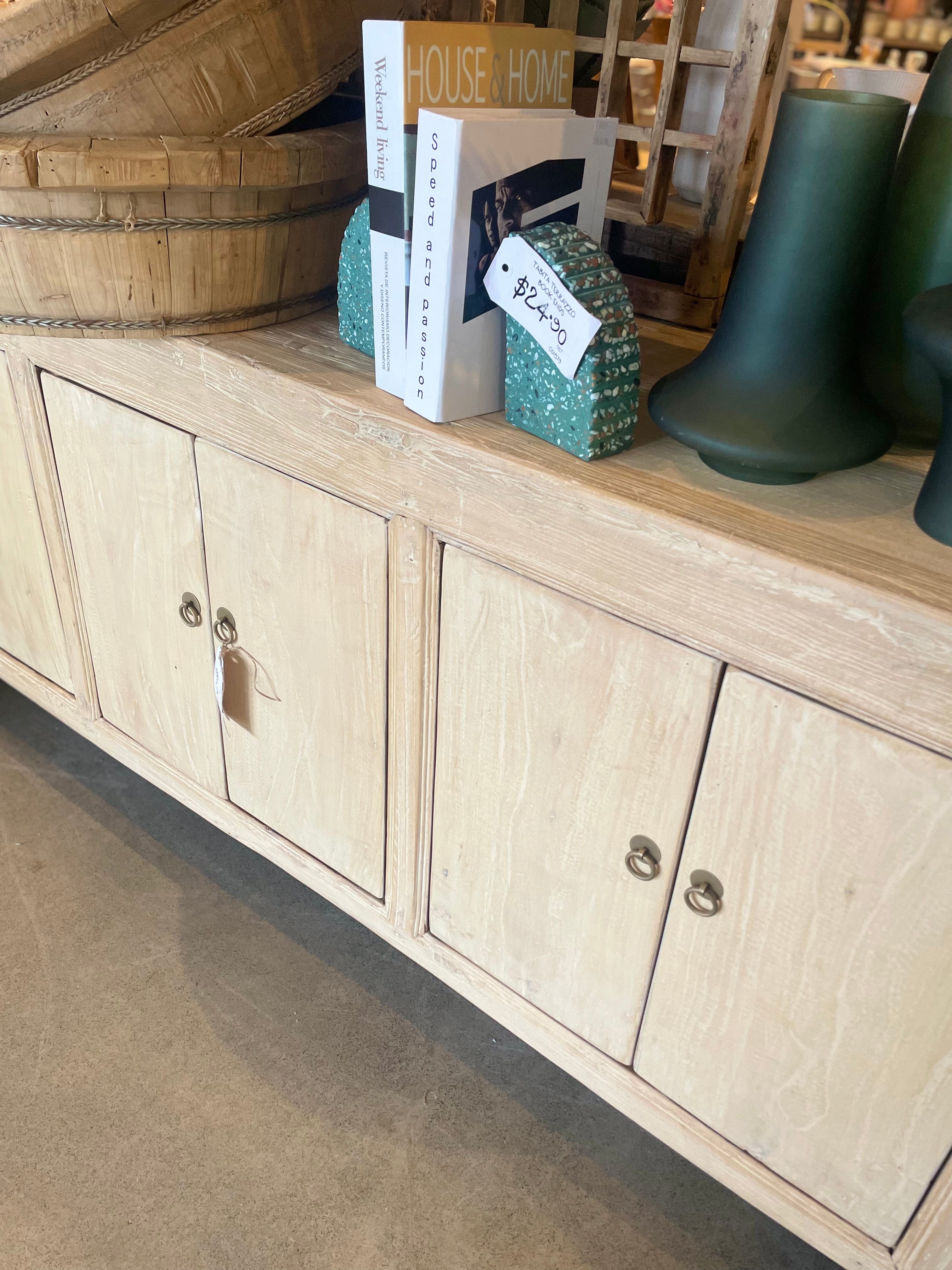 Haven & Space Berry Jaya 6 Door Buffet