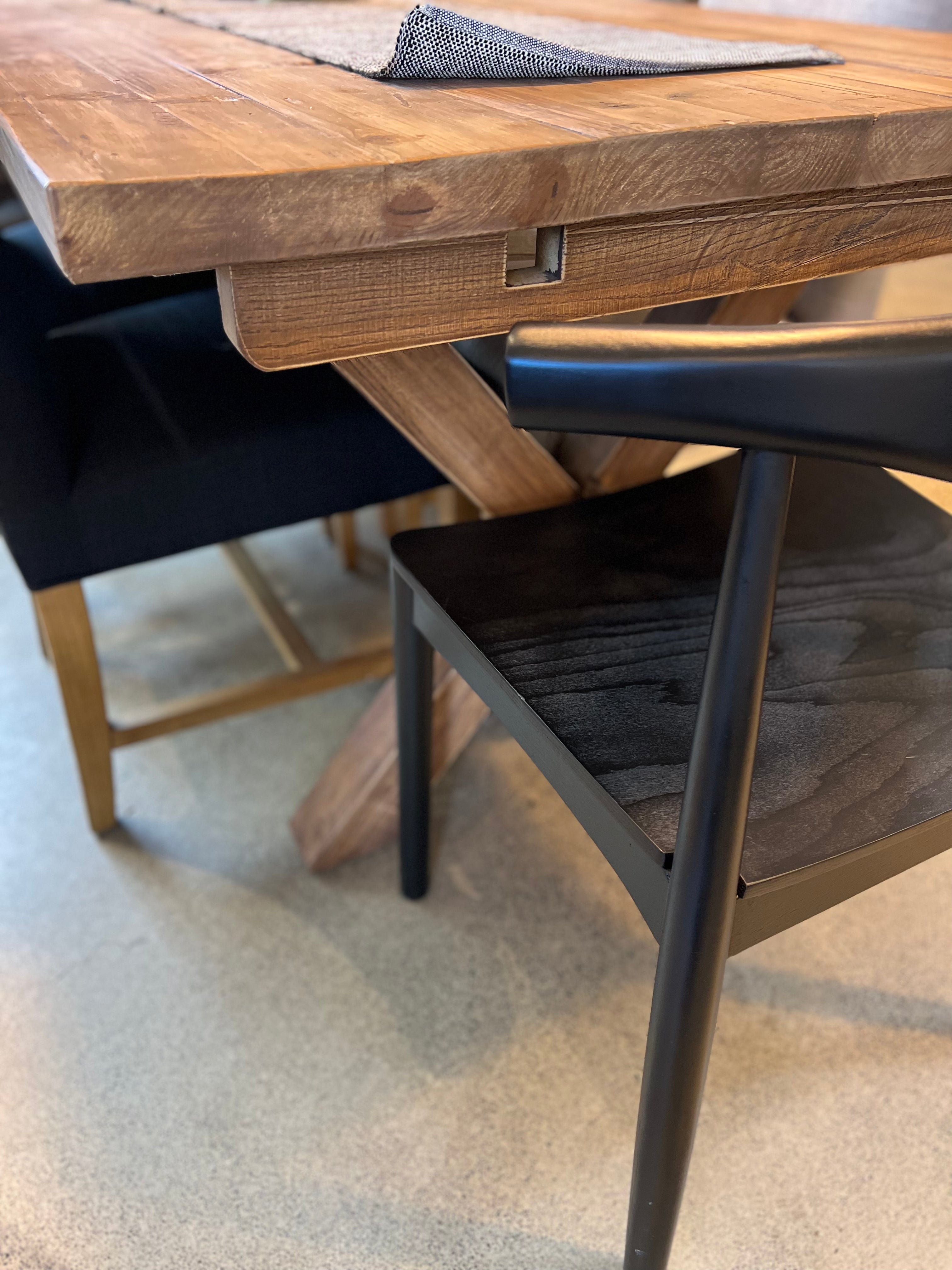 Haven & Space Berry Old Pine X Dining Table (extendable)