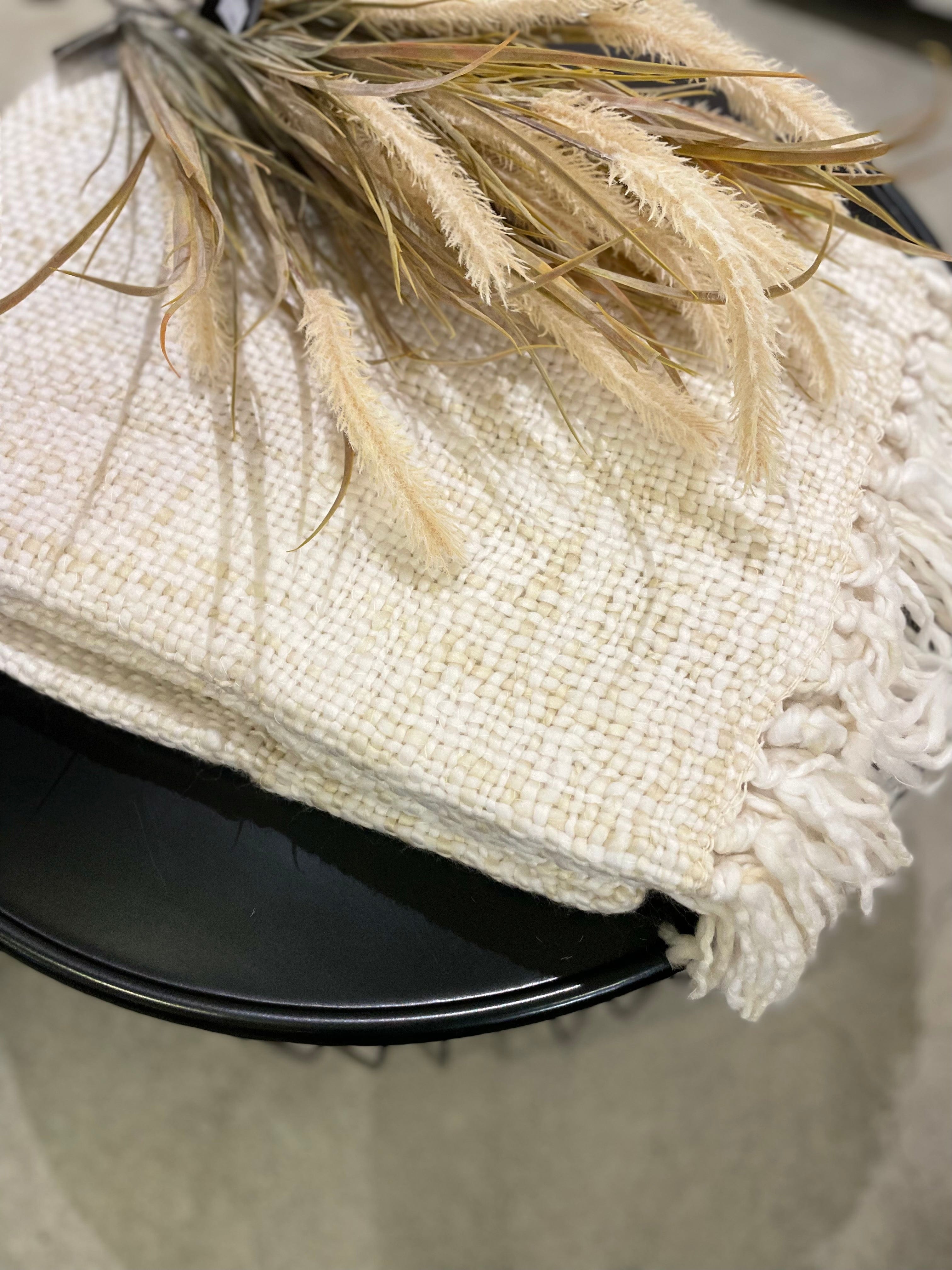 Haven & Space Berry Oslo Throw