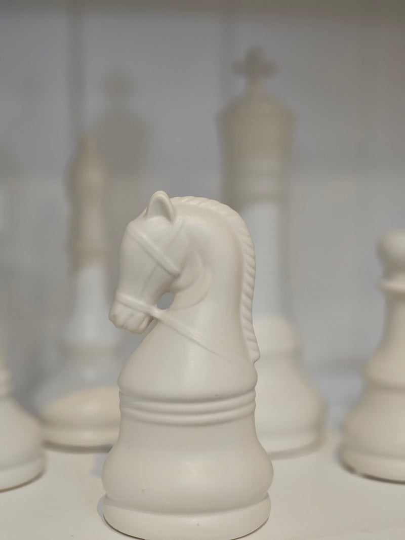 Haven & Space Berry ACCESSORIES 12CM / Knight White Chess Pieces