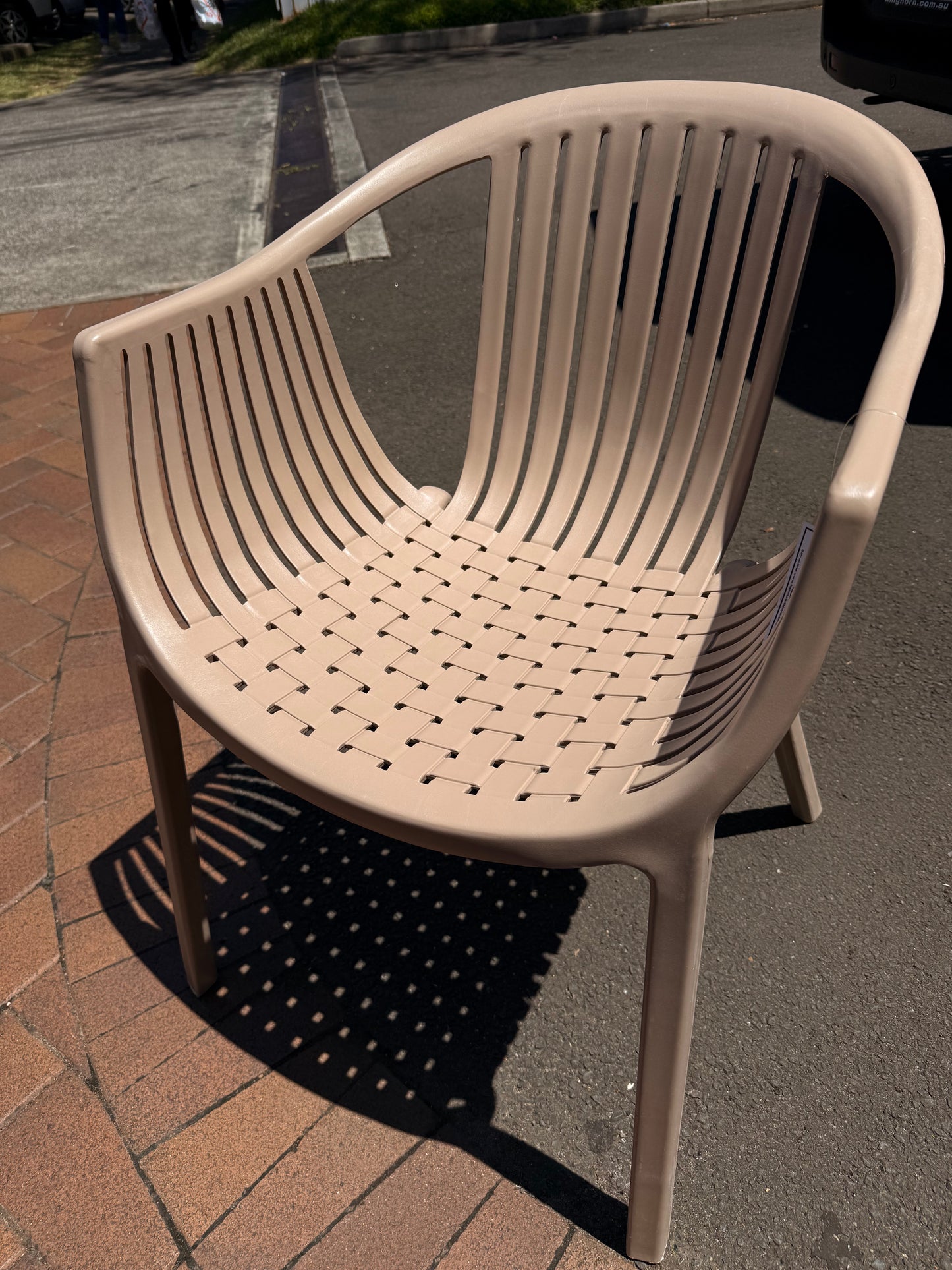 Haven & Space Berry CHAIRS Coffee Moda Tub Chair