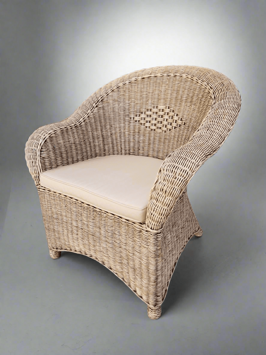 Haven & Space Berry CHAIRS Natural Quinn Wicker Patio Chair