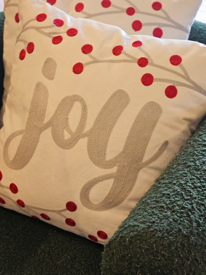 Haven & Space Berry CUSHIONS 45x45CM Joy Christmas Cushion