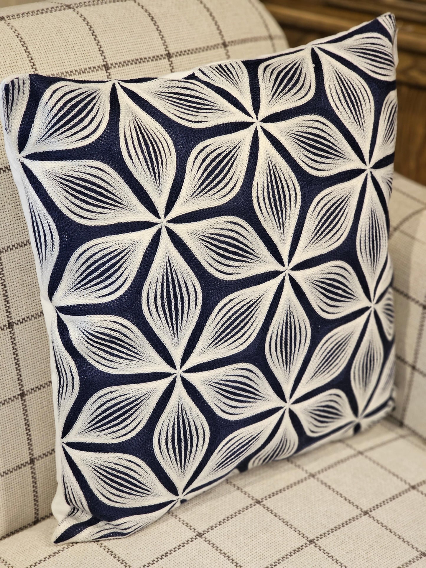 Haven & Space Berry CUSHIONS 45x45CM / Navy Matos Cushion