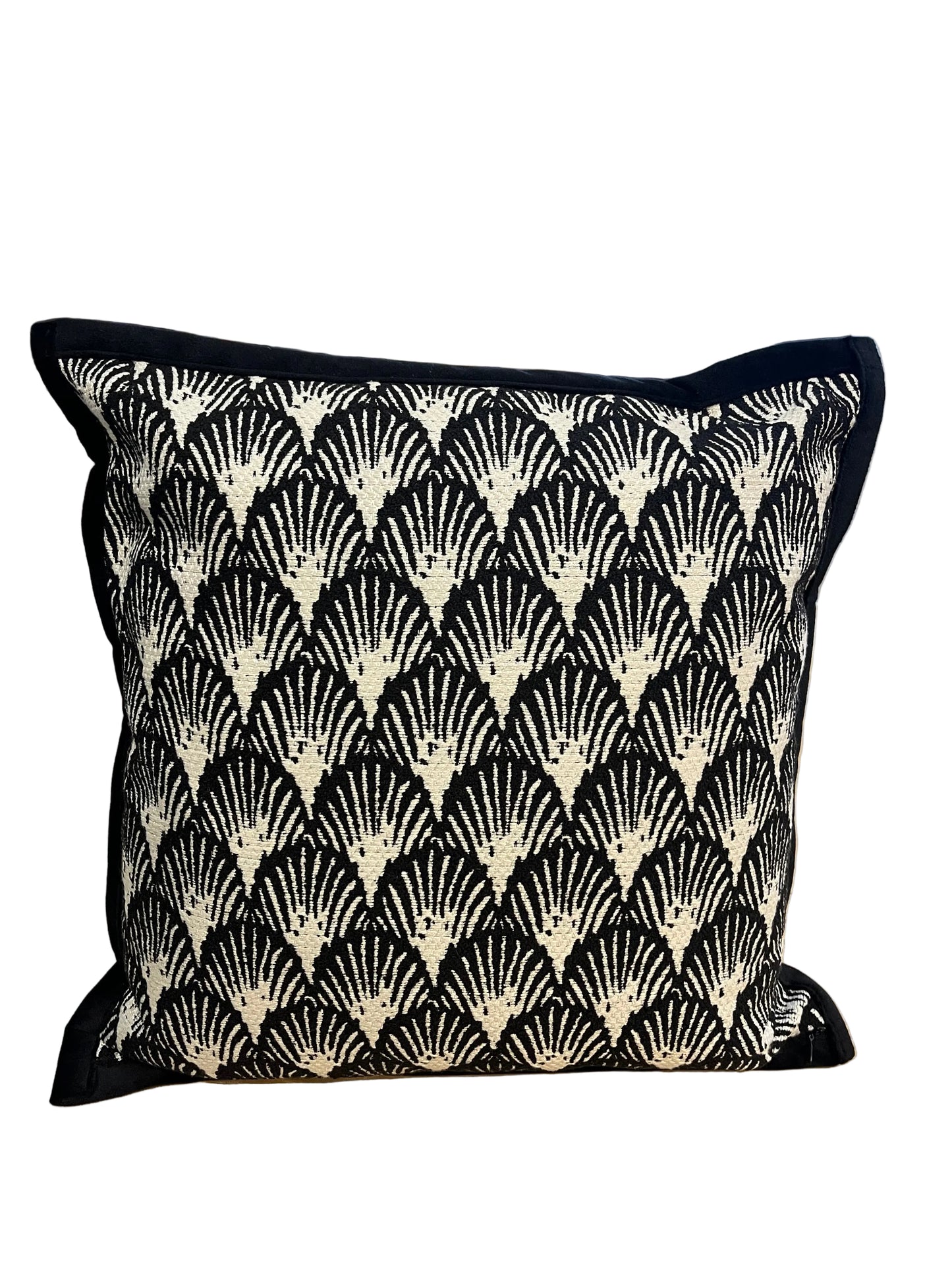 Haven & Space Berry CUSHIONS Yugen Cushion