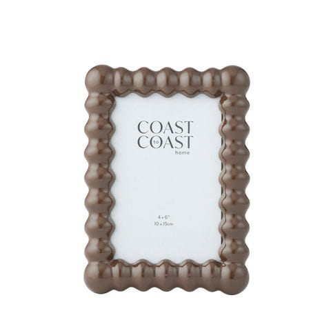 Haven & Space Berry FRAMES 4x6 / Chocolate Farrow Resin Frame